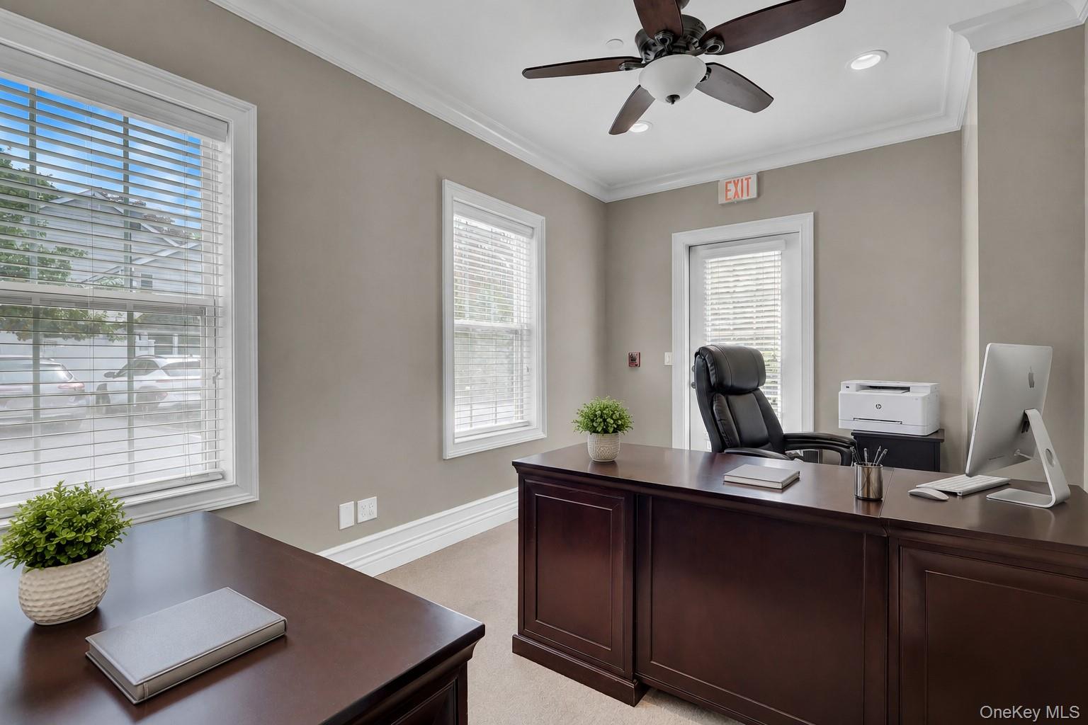 907 Main Street – For Rent photo 3