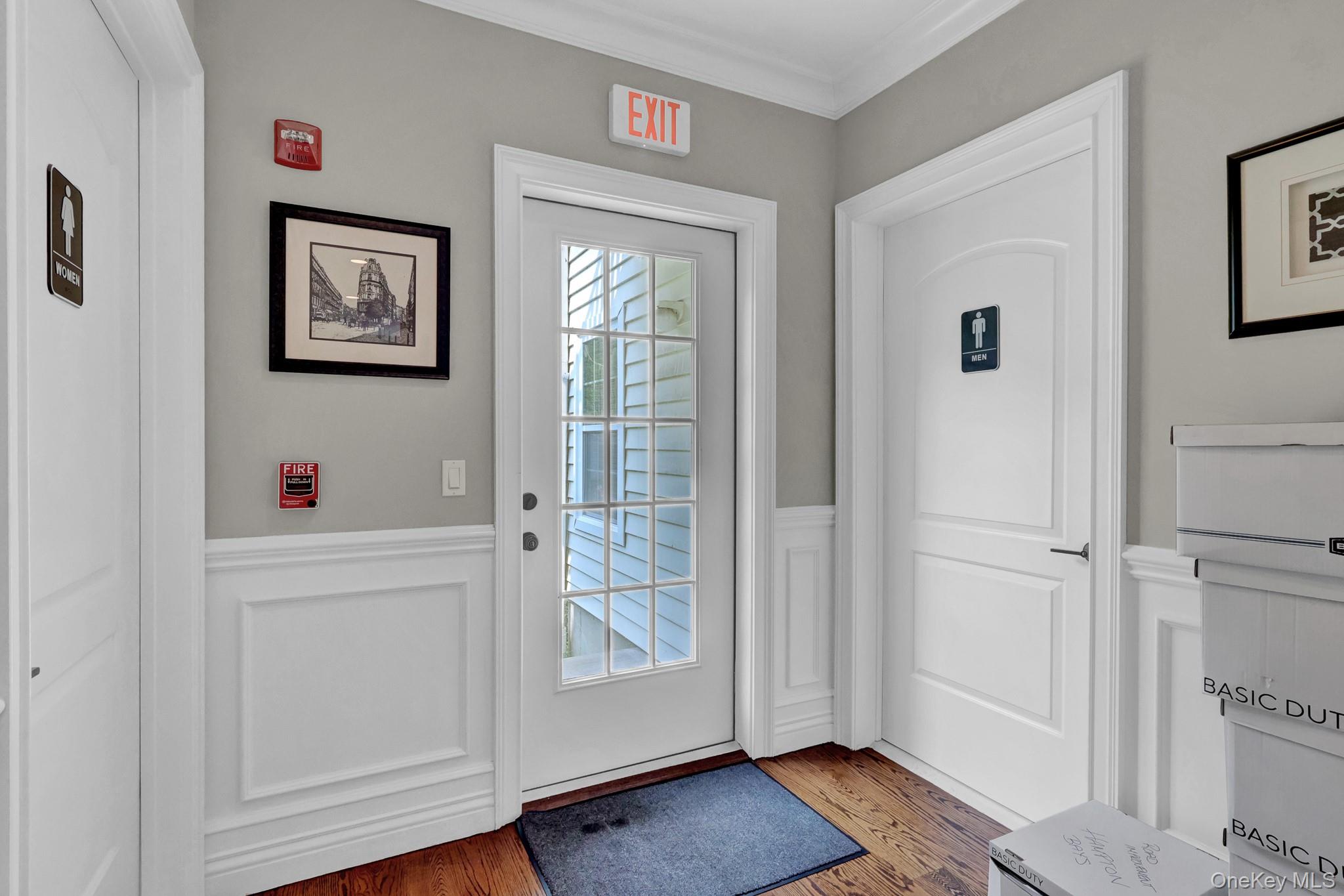 907 Main Street – For Rent photo 21