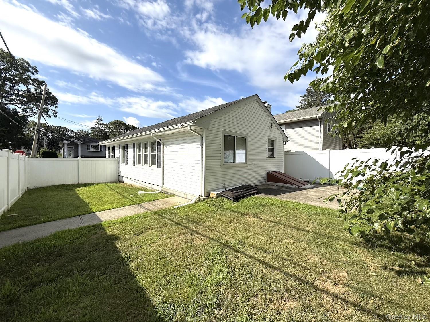 21 Kingdom Court – For Rent photo 9