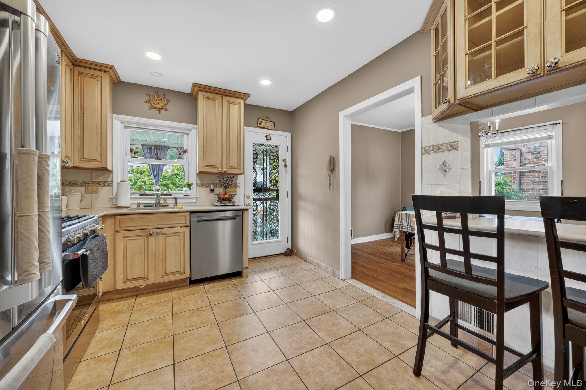 207 Clunie Avenue – For Sale photo 10