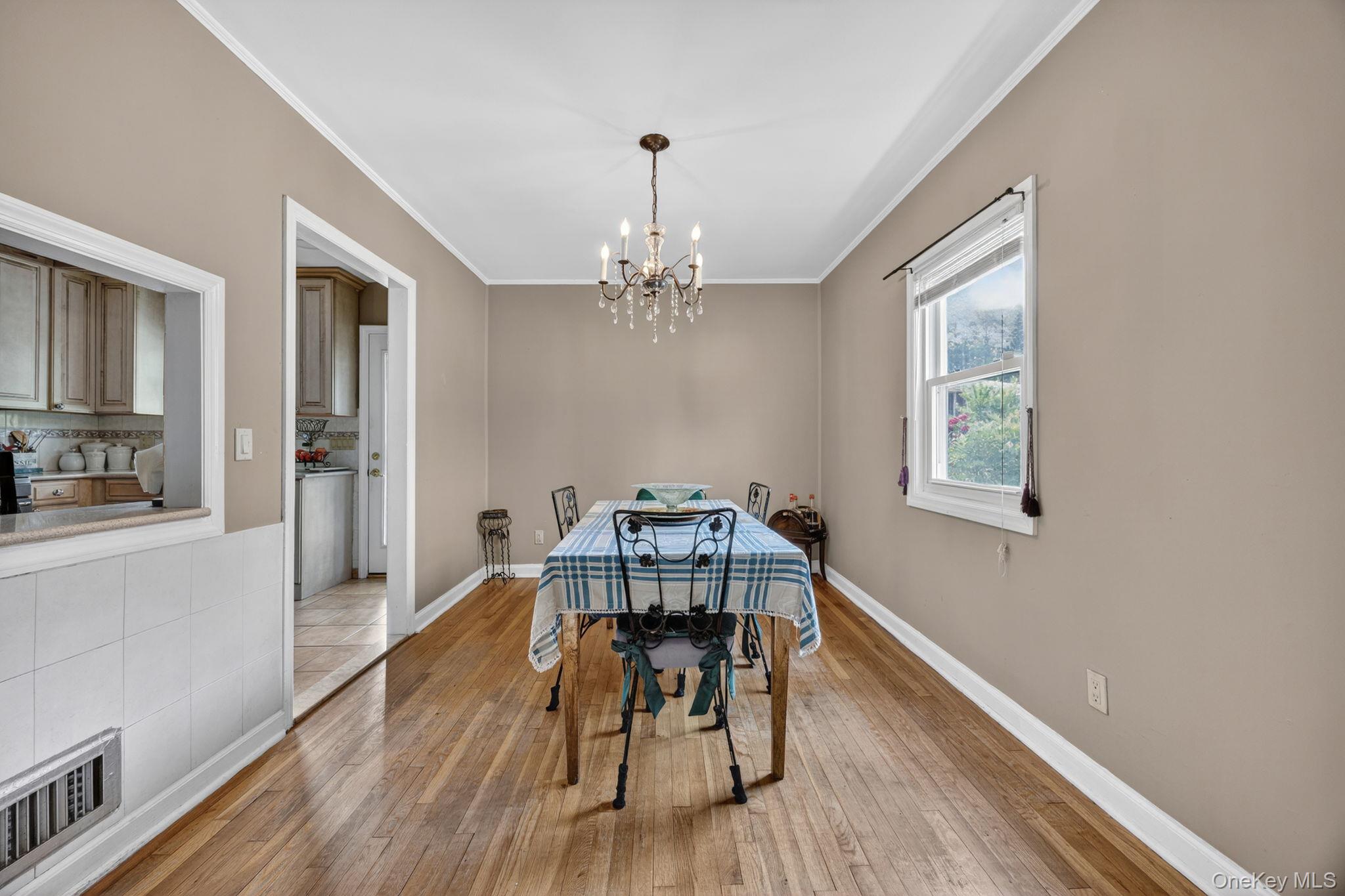 207 Clunie Avenue – For Sale photo 9