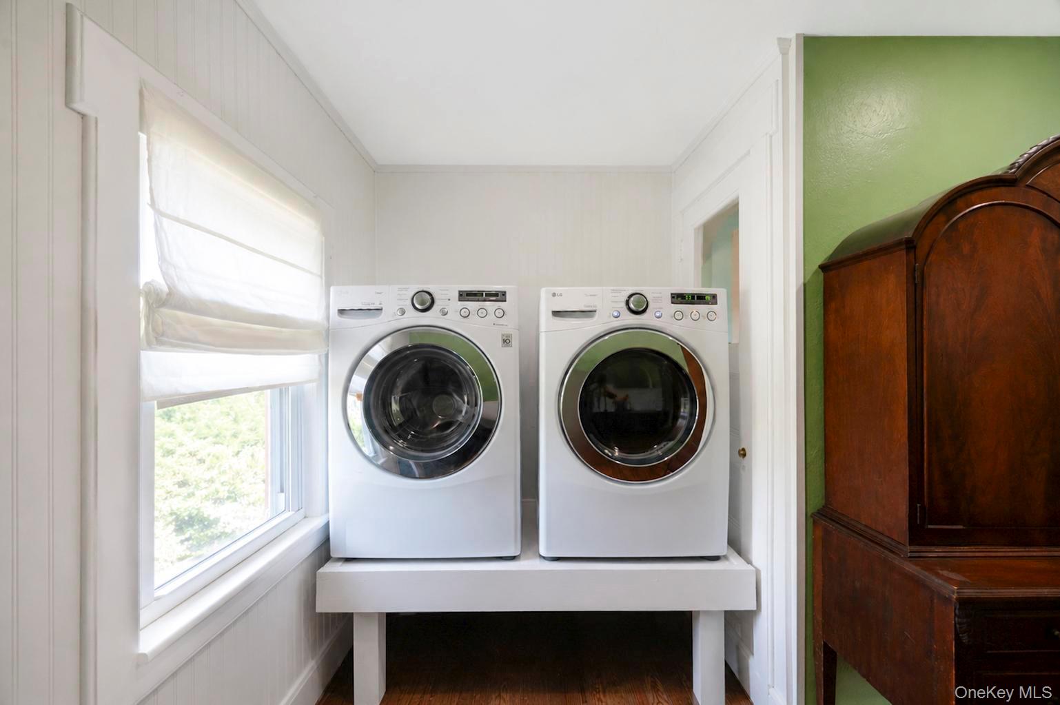 359 Roosevelt Avenue – For Sale photo 22