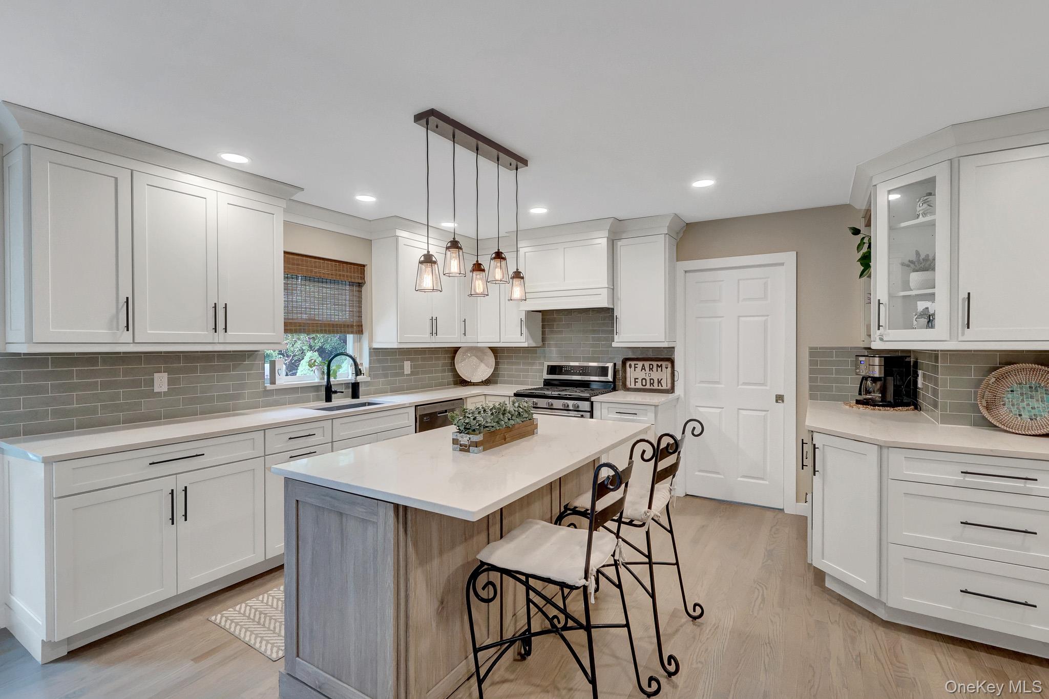 4 Apple Lane – For Sale photo 23