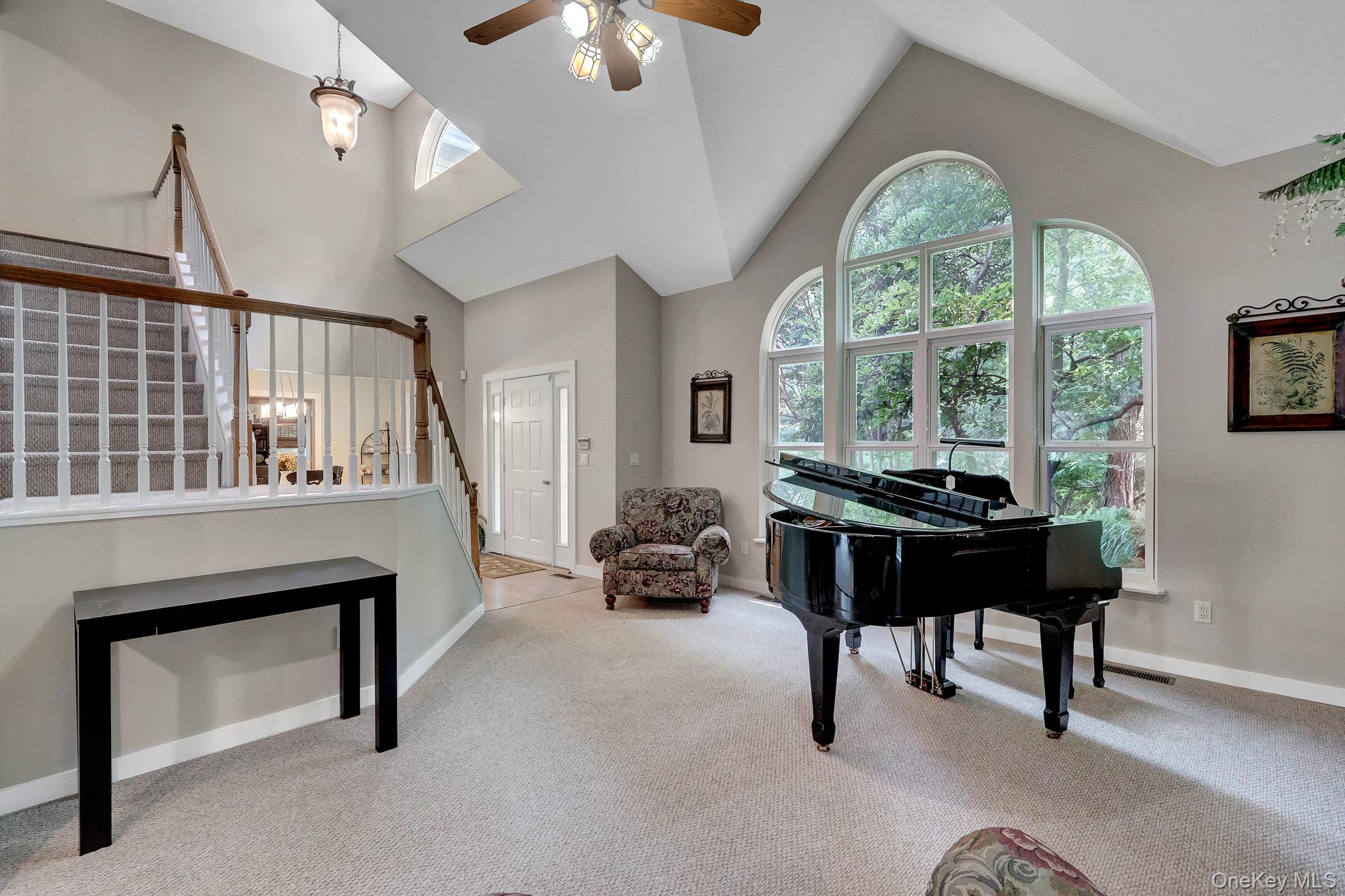 4 Apple Lane – For Sale photo 11