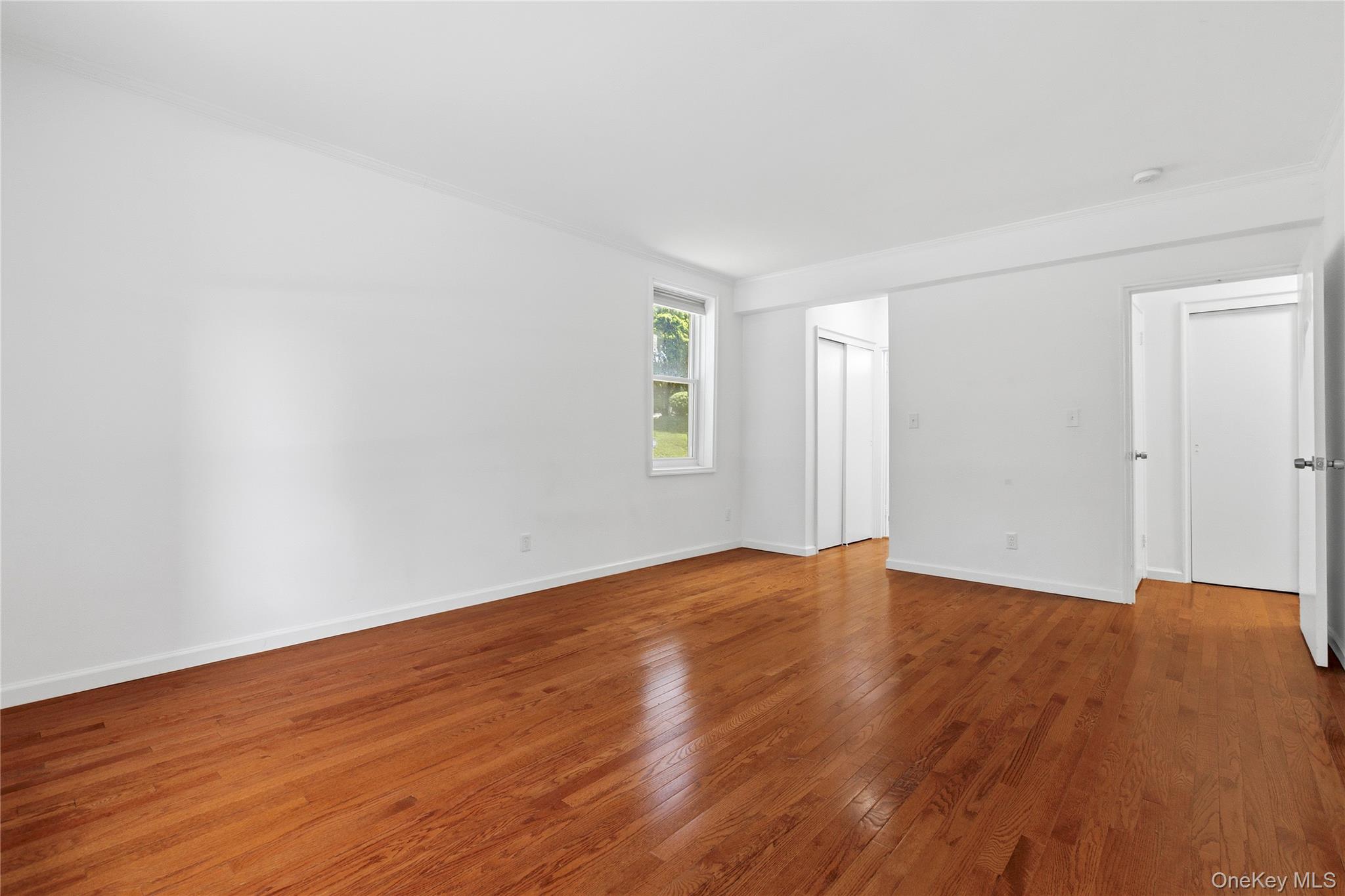 1133 Midland Avenue, Unit 1K photo 10