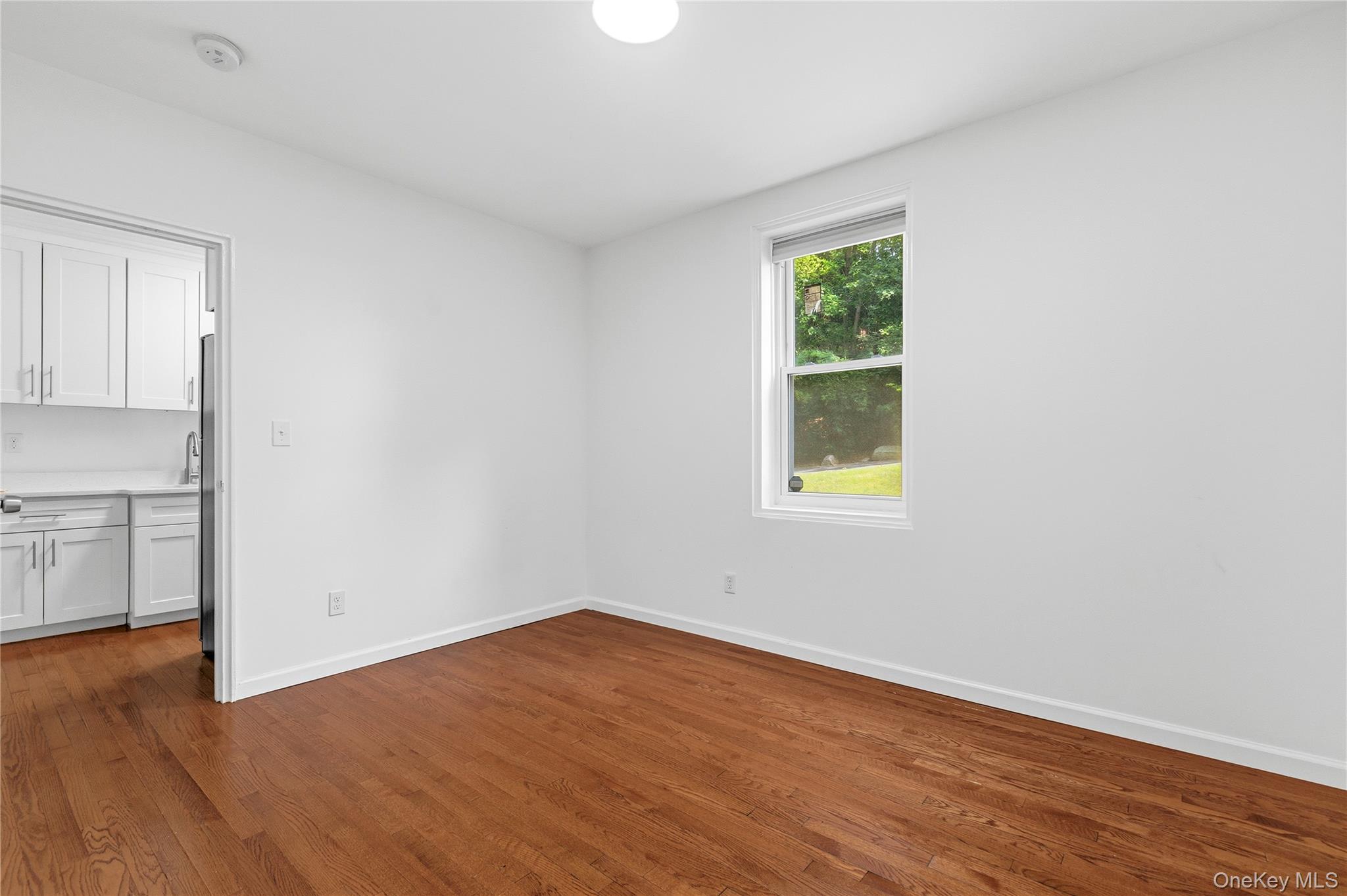 1133 Midland Avenue, Unit 1K photo 7