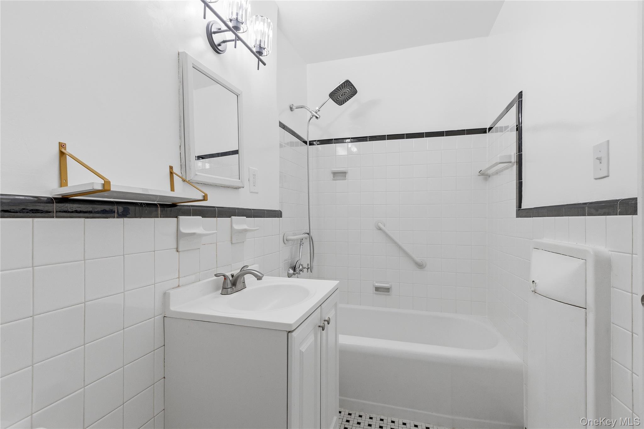 1133 Midland Avenue, Unit 1K photo 13