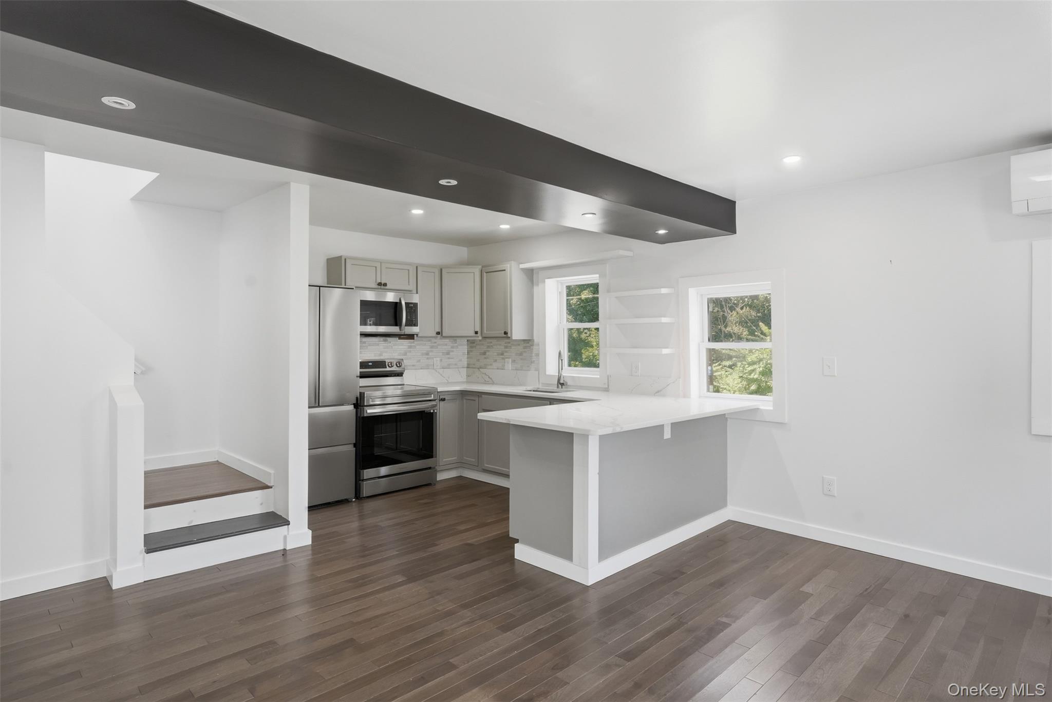 142 Railroad Avenue – For Sale photo 14