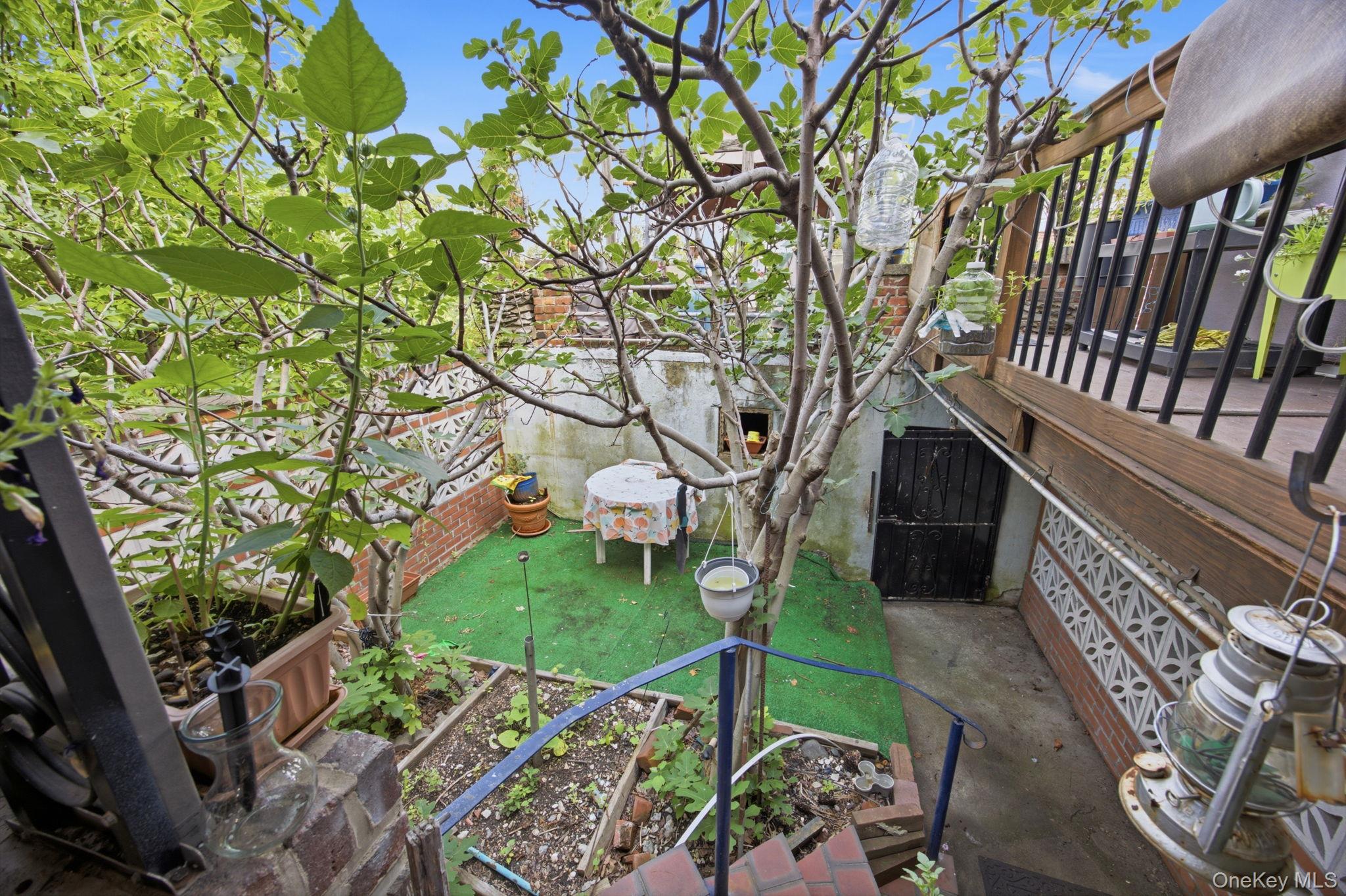2005 26th Street – For Sale photo 16