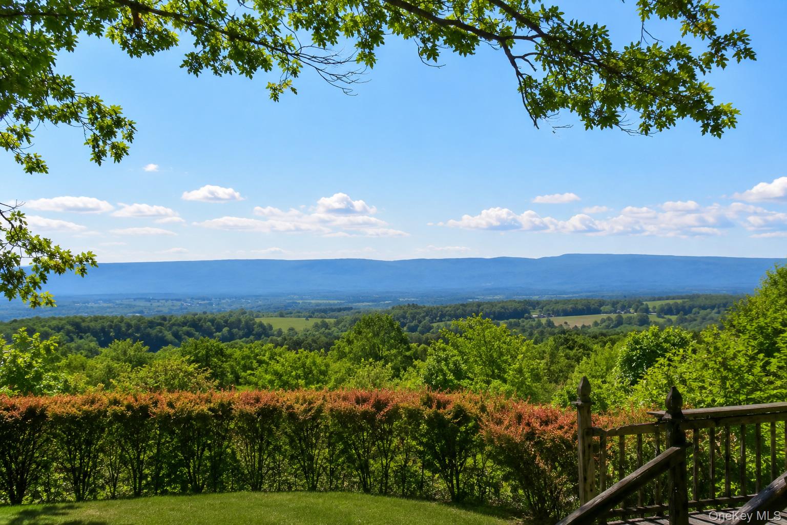 98 Fox Hill Road – For Sale photo 2