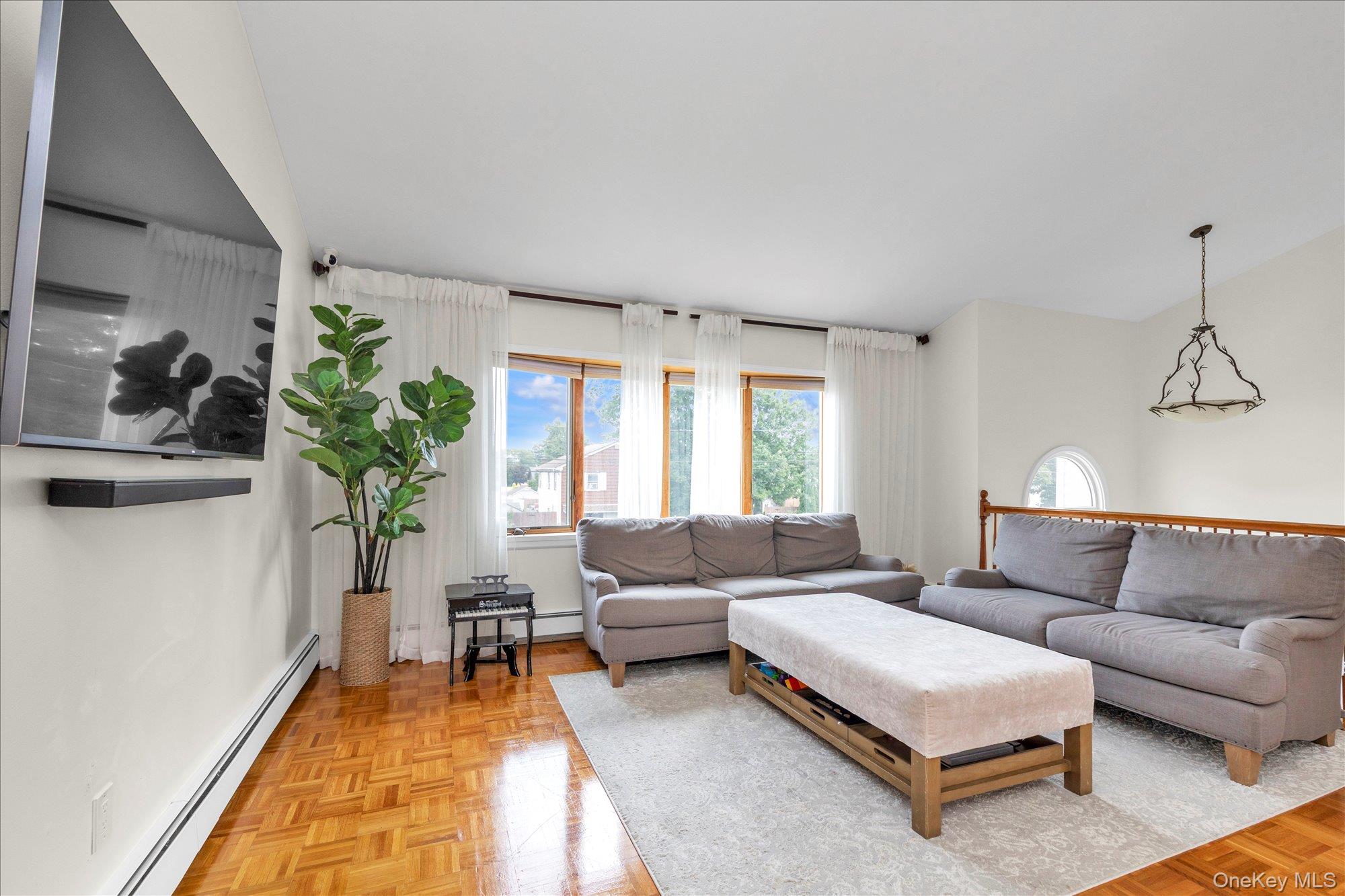 583 N Erie Avenue – For Sale photo 4