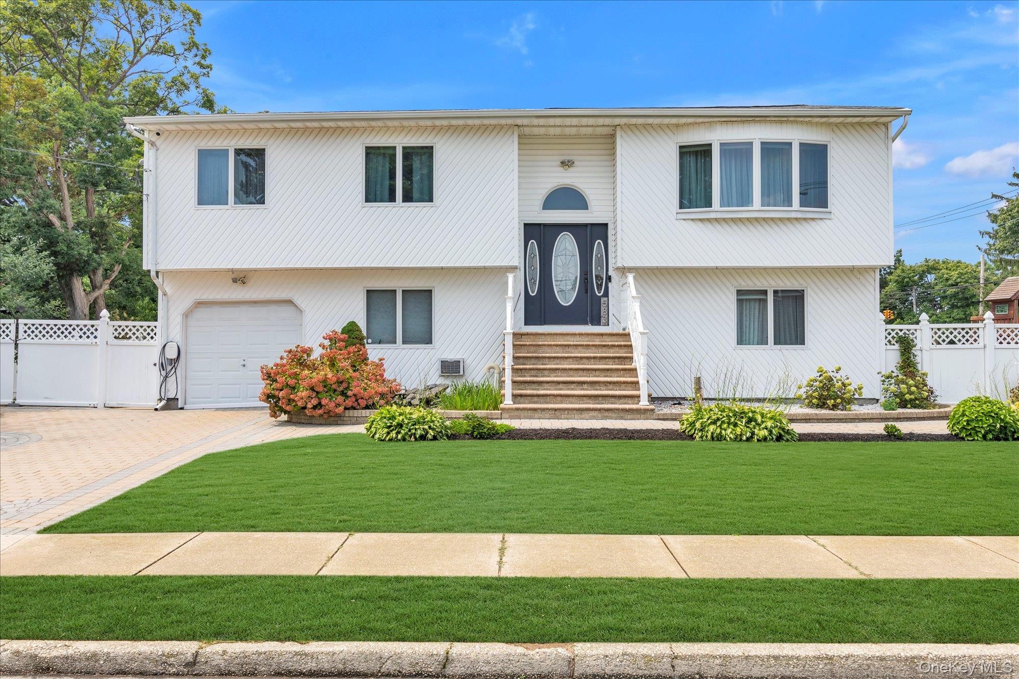 583 N Erie Avenue – For Sale