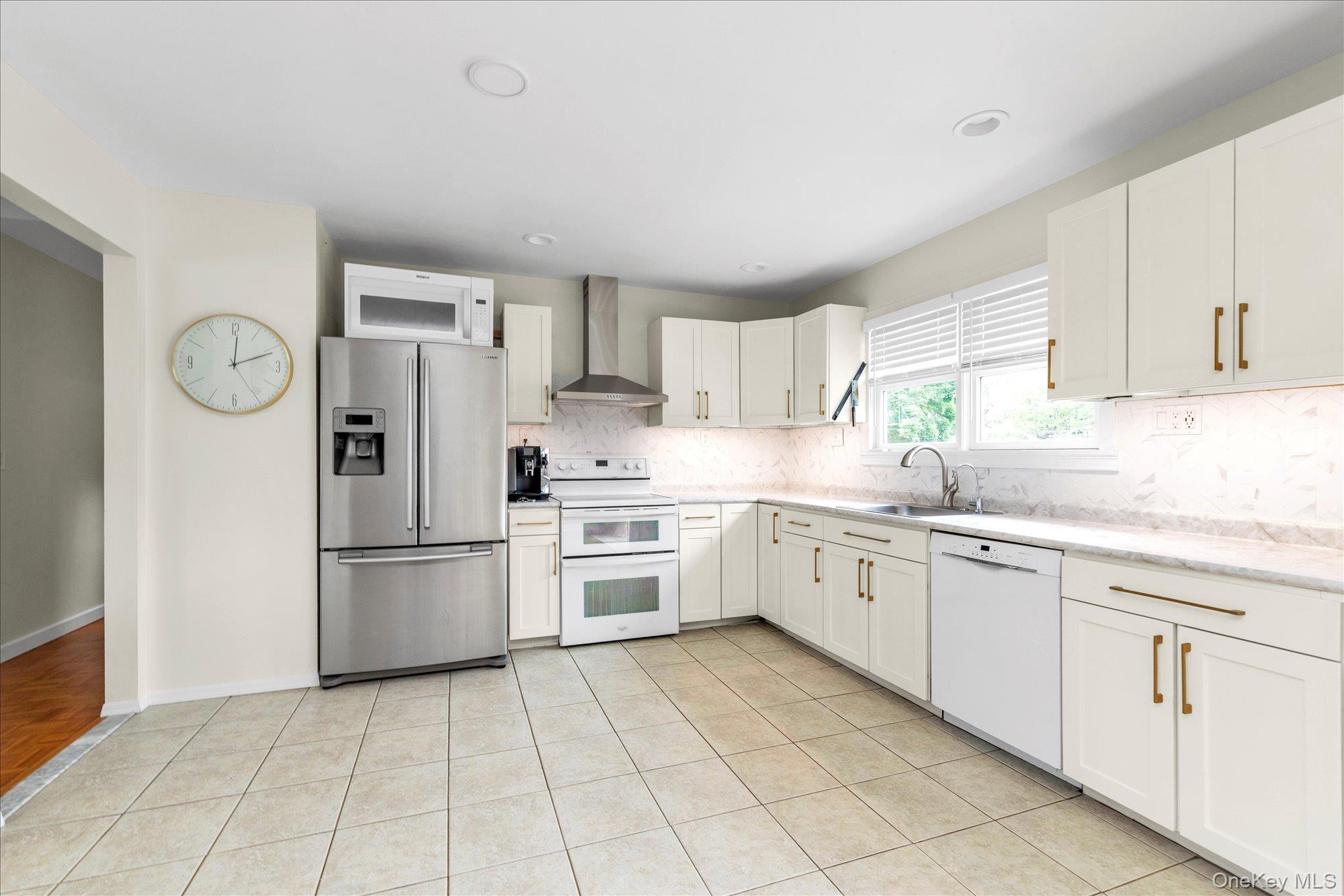 583 N Erie Avenue – For Sale photo 9