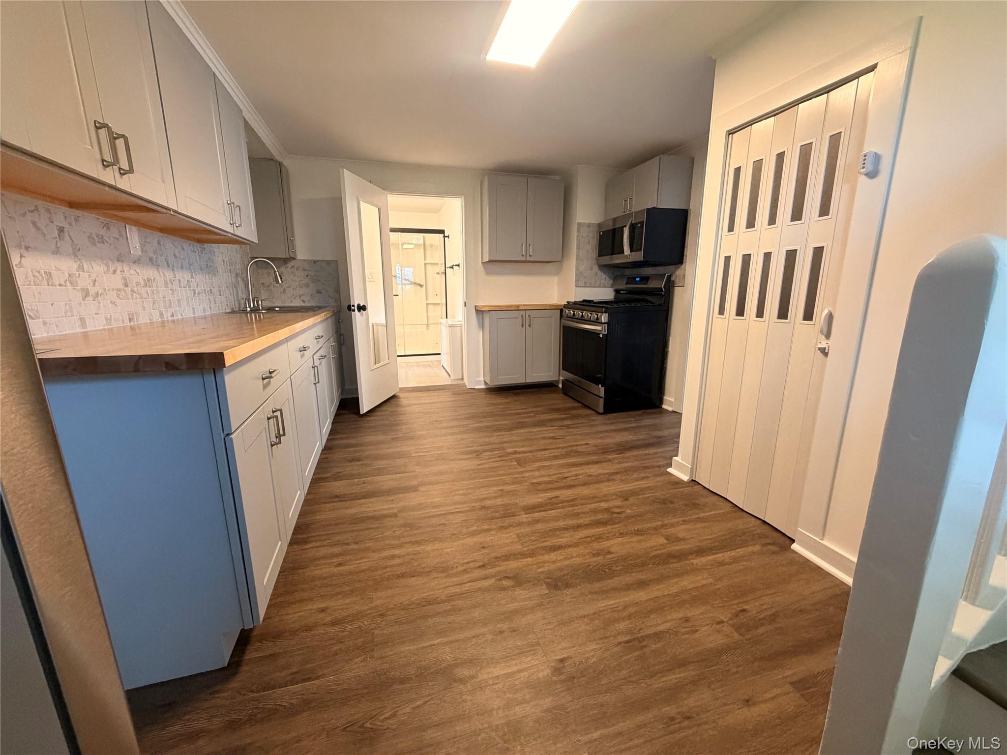 94 Center Street – For Rent photo 10