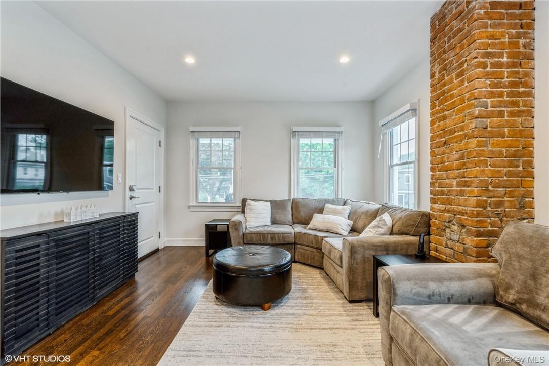 338 Palmer Avenue, Unit A photo 3
