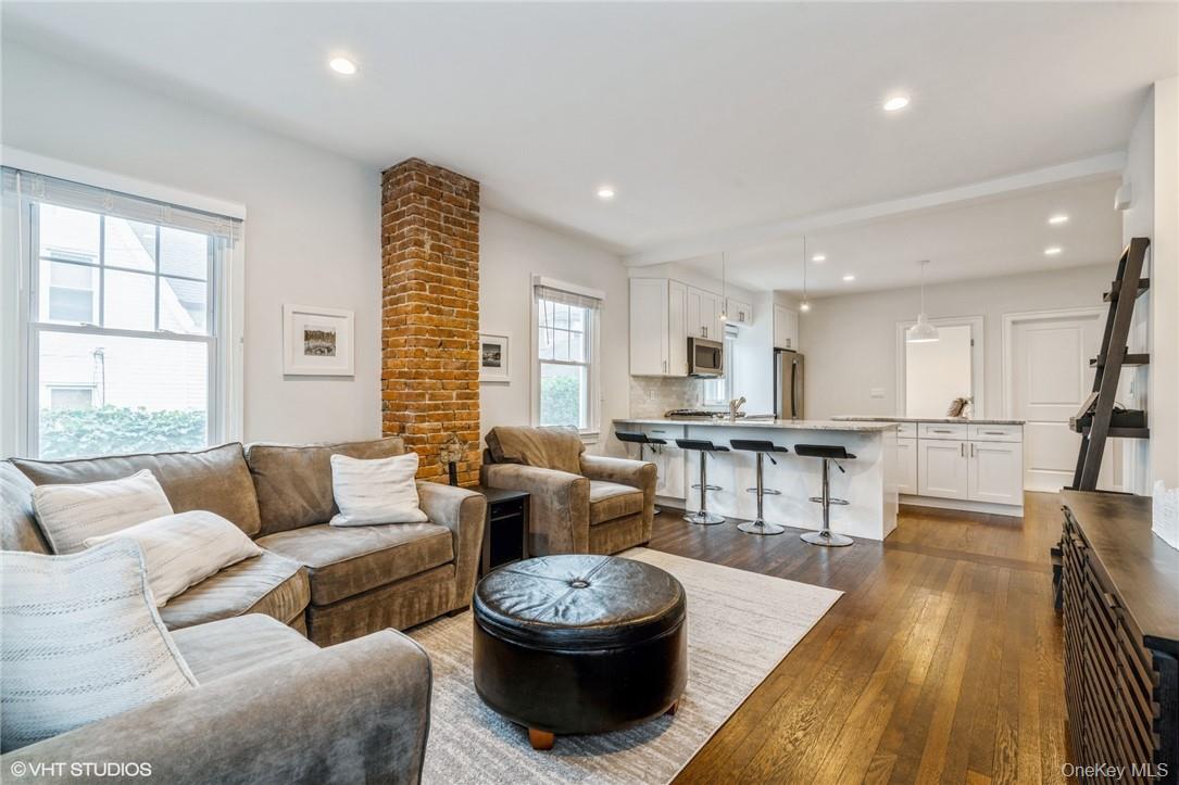 338 Palmer Avenue, Unit A photo 2