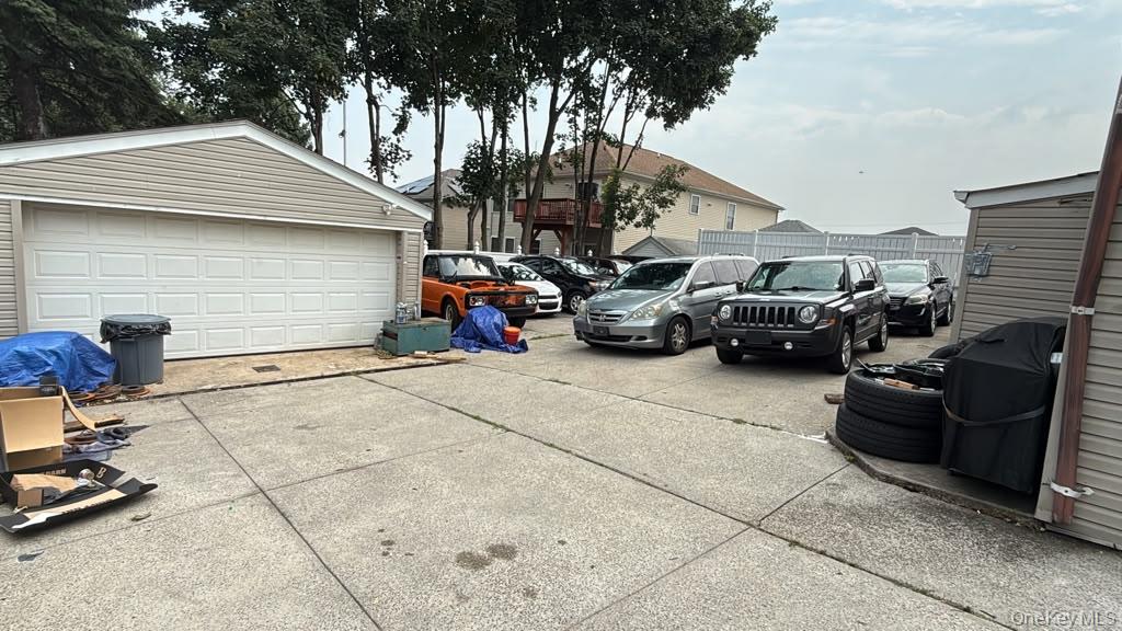 225 Edgewood Avenue – For Sale photo 4