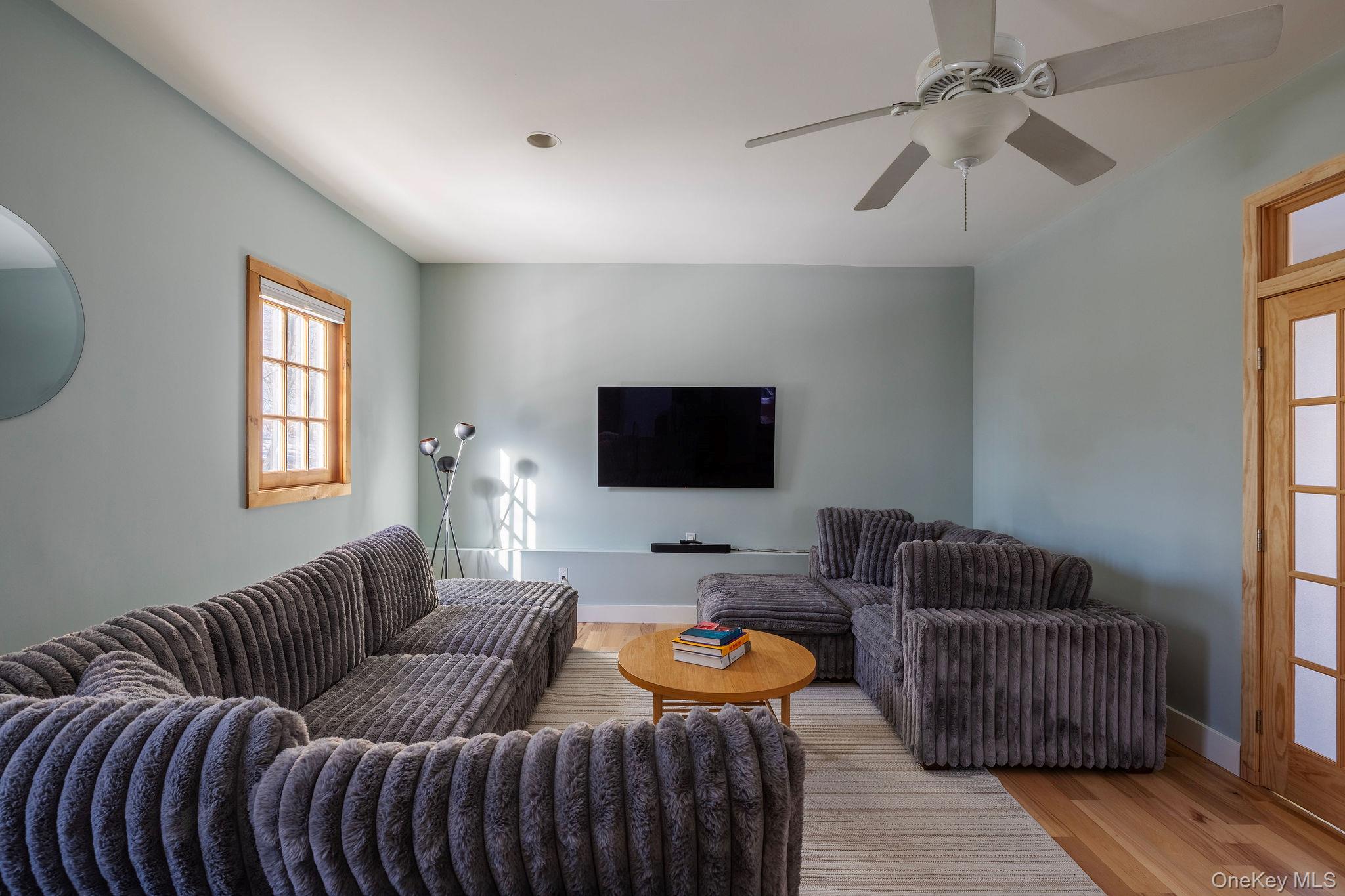 420 Rhinecliff Road – For Sale photo 29