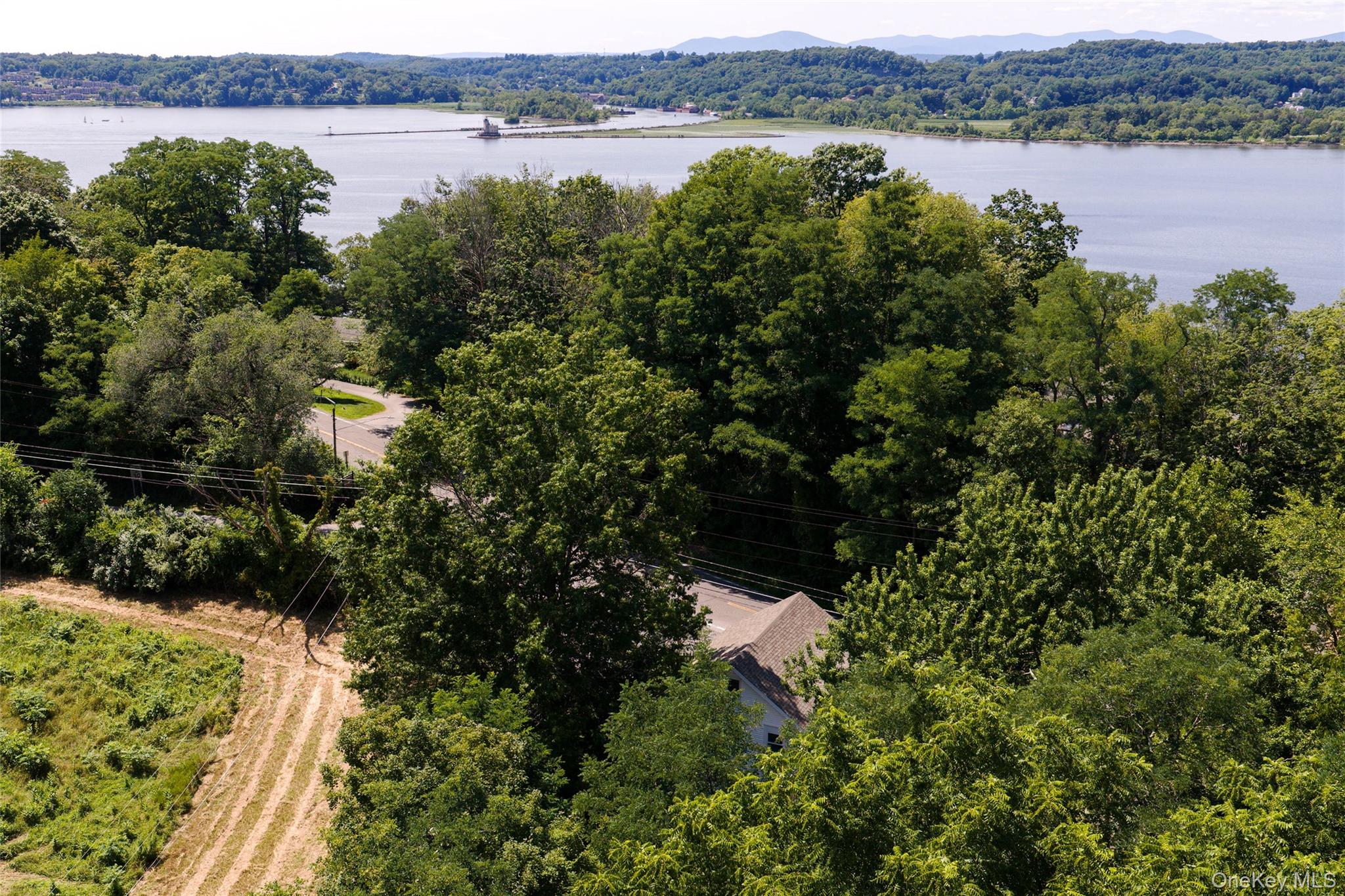 420 Rhinecliff Road – For Sale photo 31