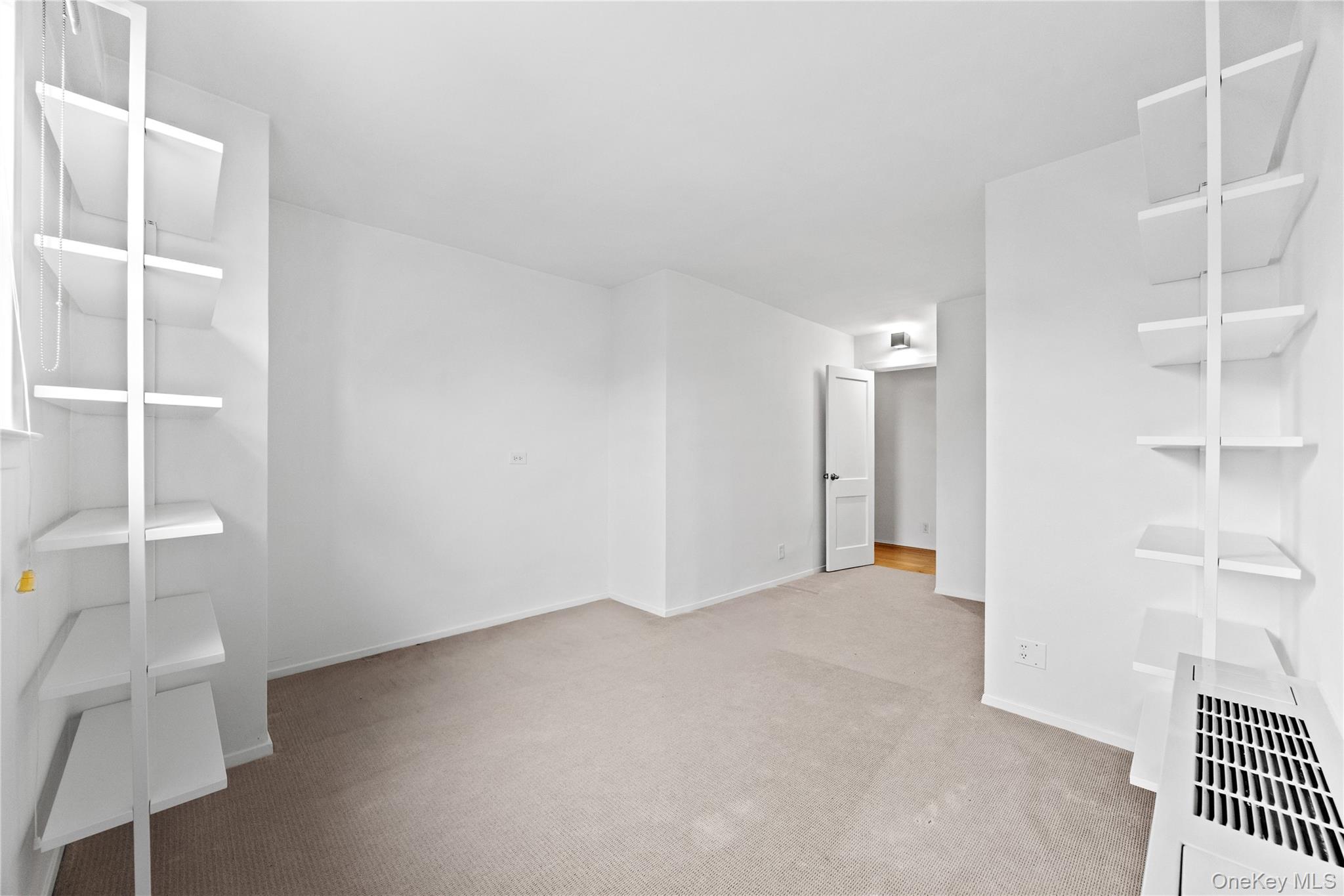 201 E 28th Street, Unit 16AB photo 18