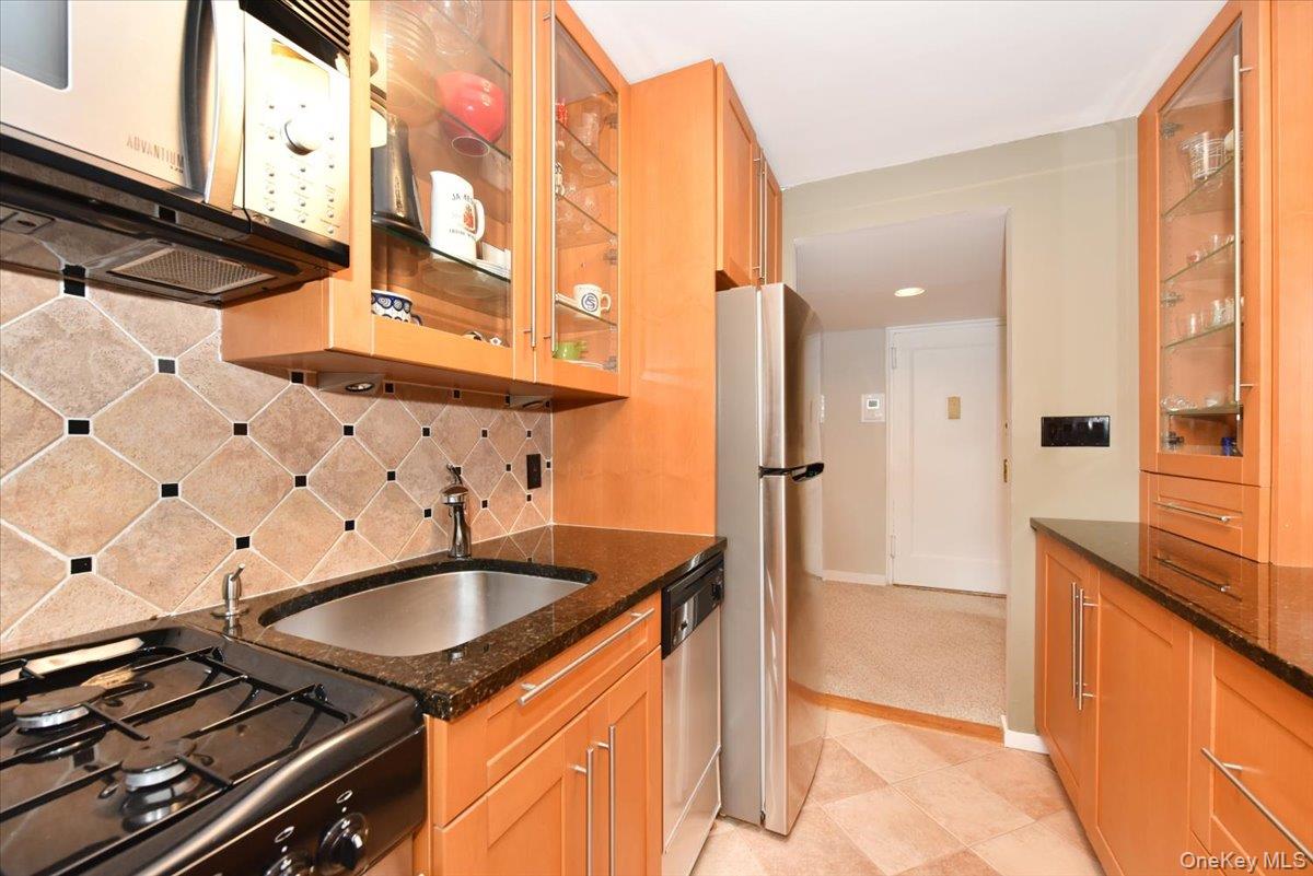 1 Terrace Circle, Unit 3-F photo 7