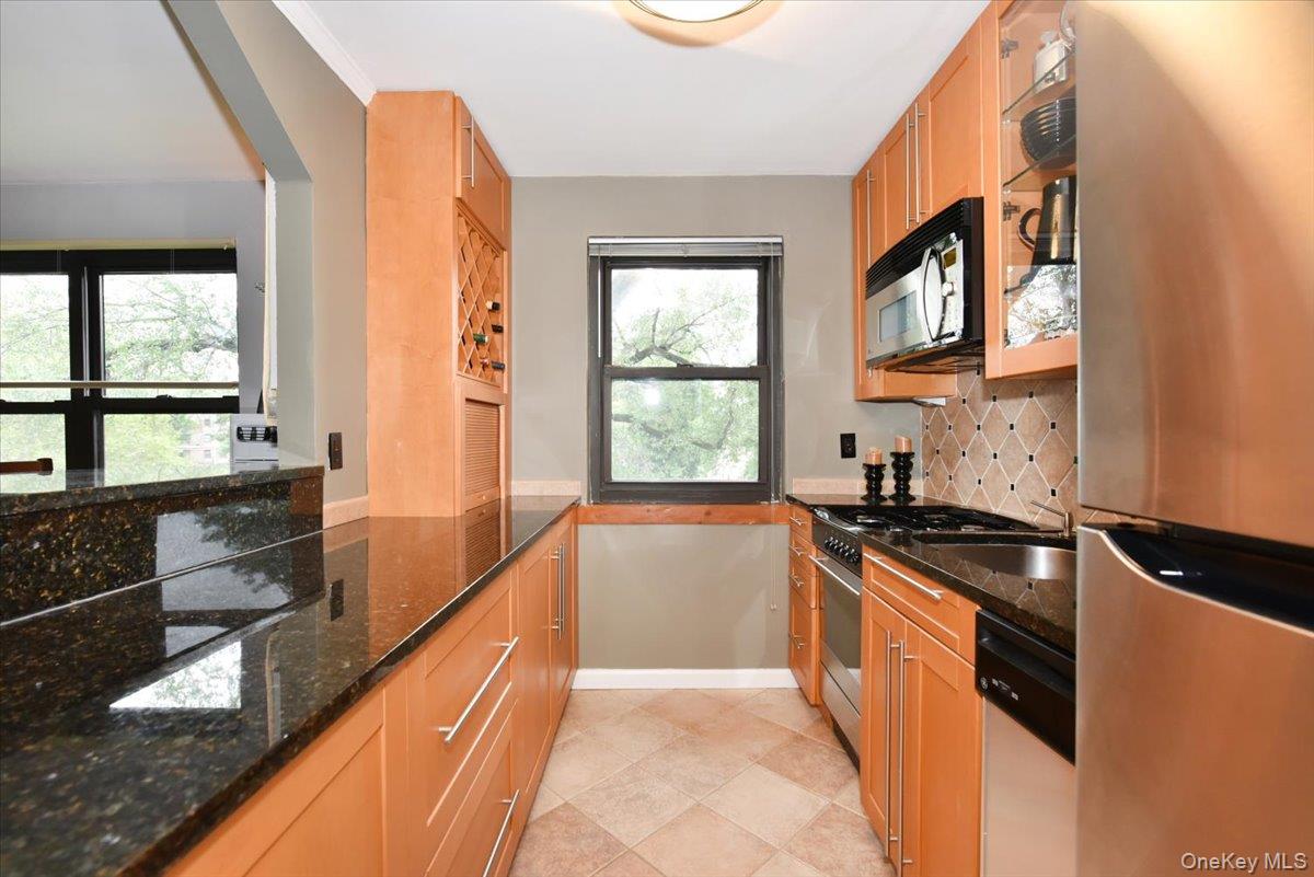1 Terrace Circle, Unit 3-F photo 5