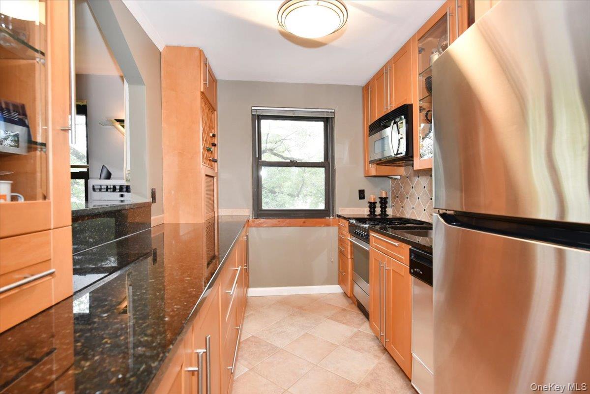 1 Terrace Circle, Unit 3-F photo 6