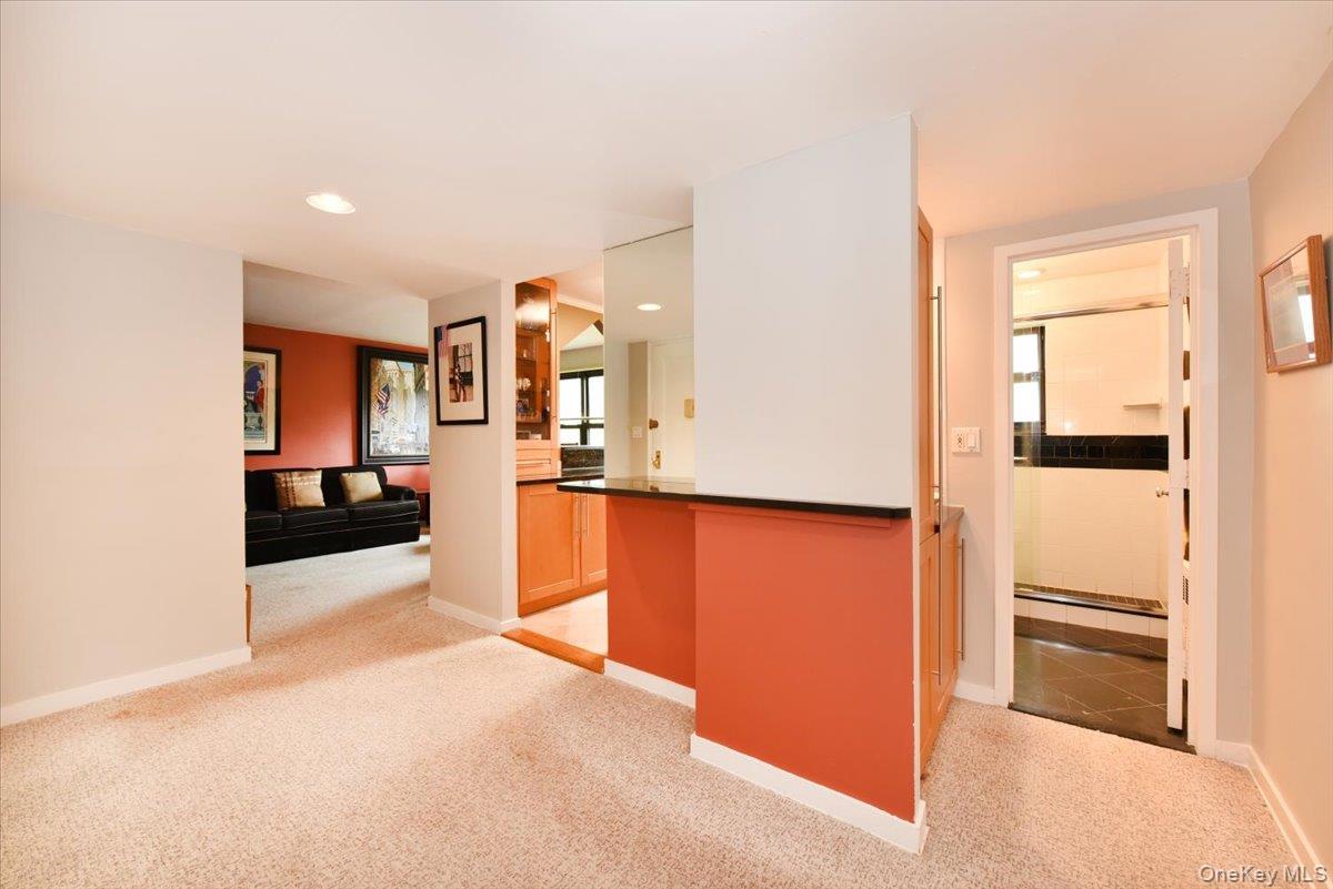1 Terrace Circle, Unit 3-F photo 2