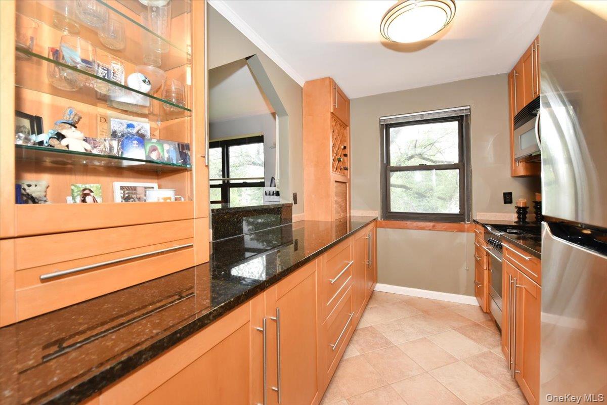 1 Terrace Circle, Unit 3-F photo 8