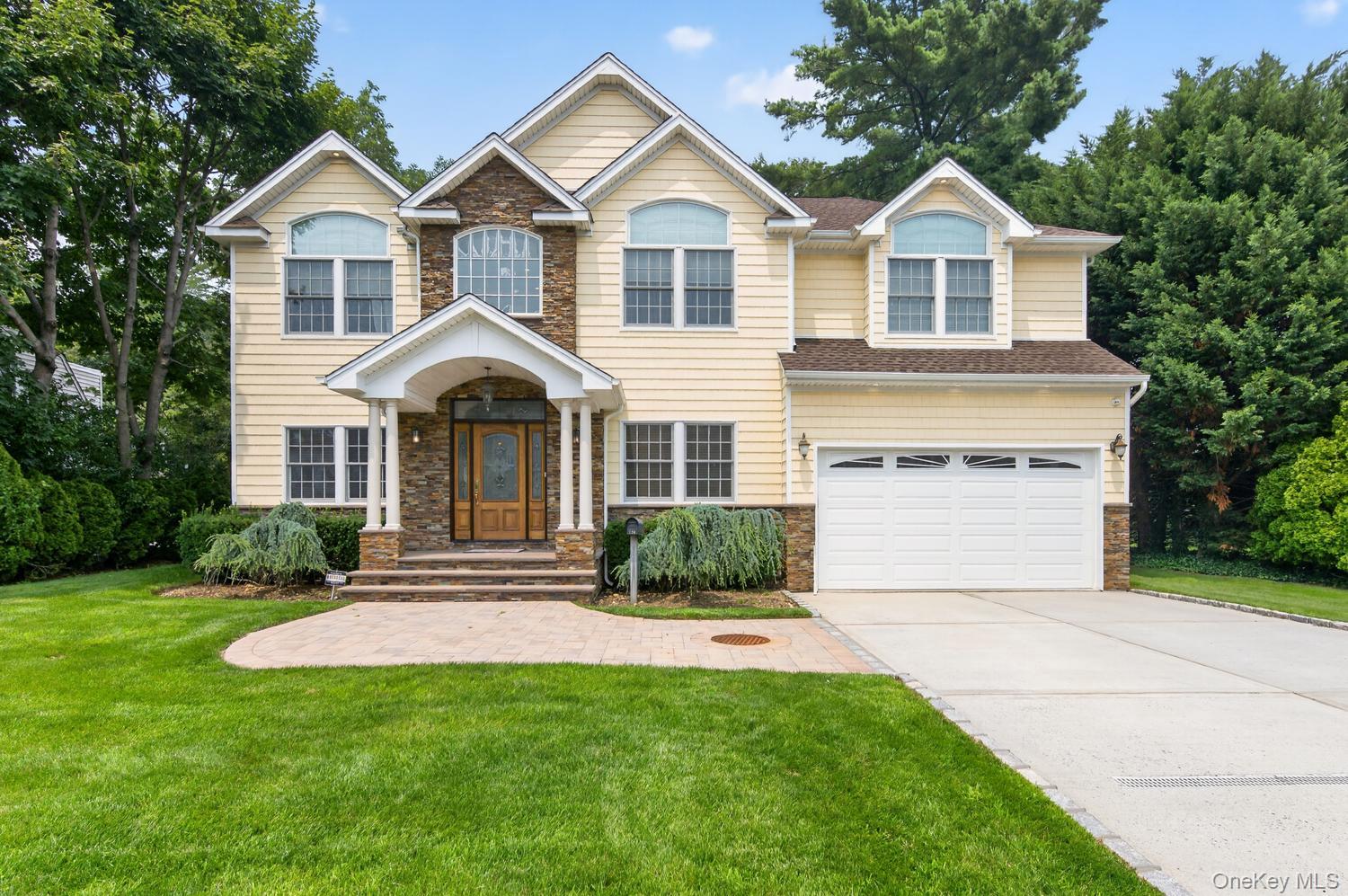 136 Circle Drive – For Sale