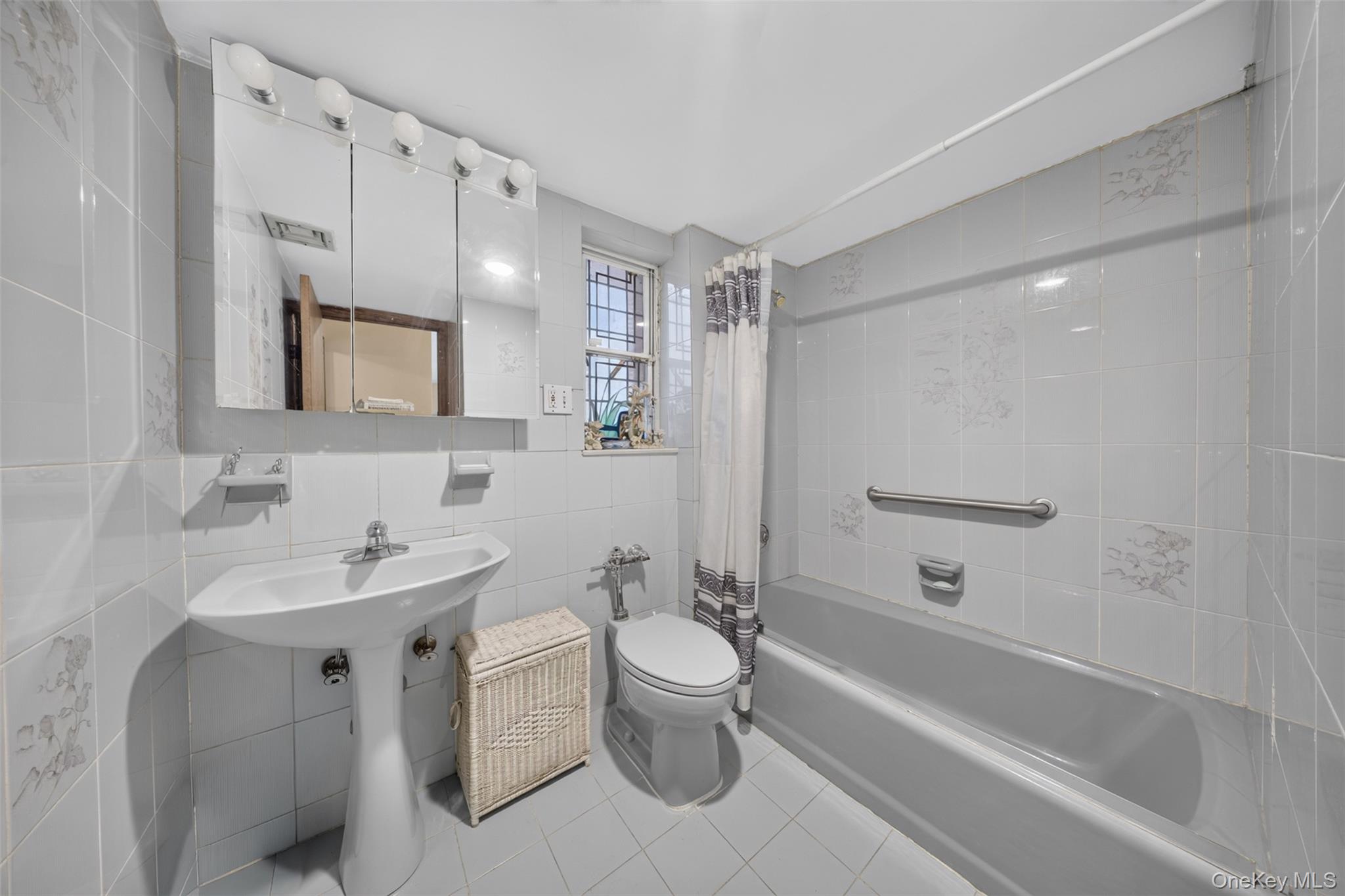 138-61 63rd Avenue – For Sale photo 18