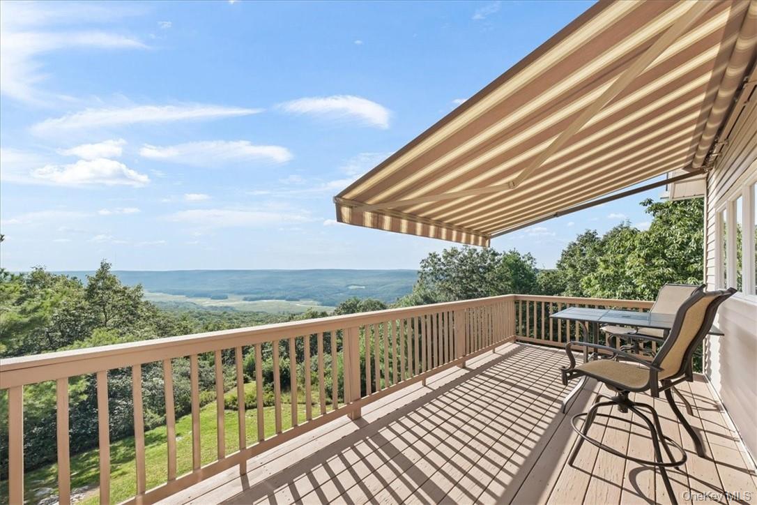96 Treetops Trail – For Sale photo 18