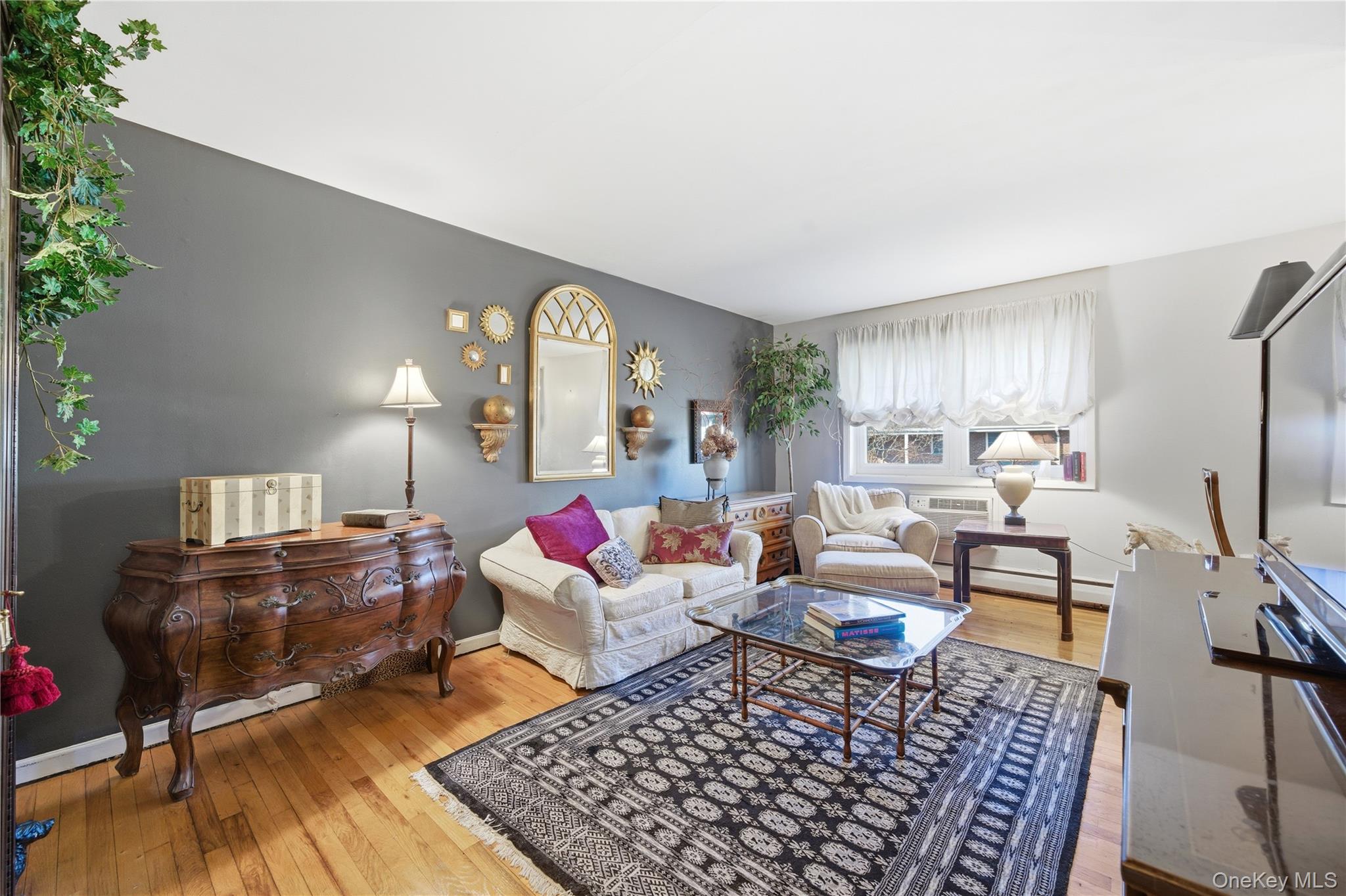 297 Merrick Road, Unit D 1 photo 4