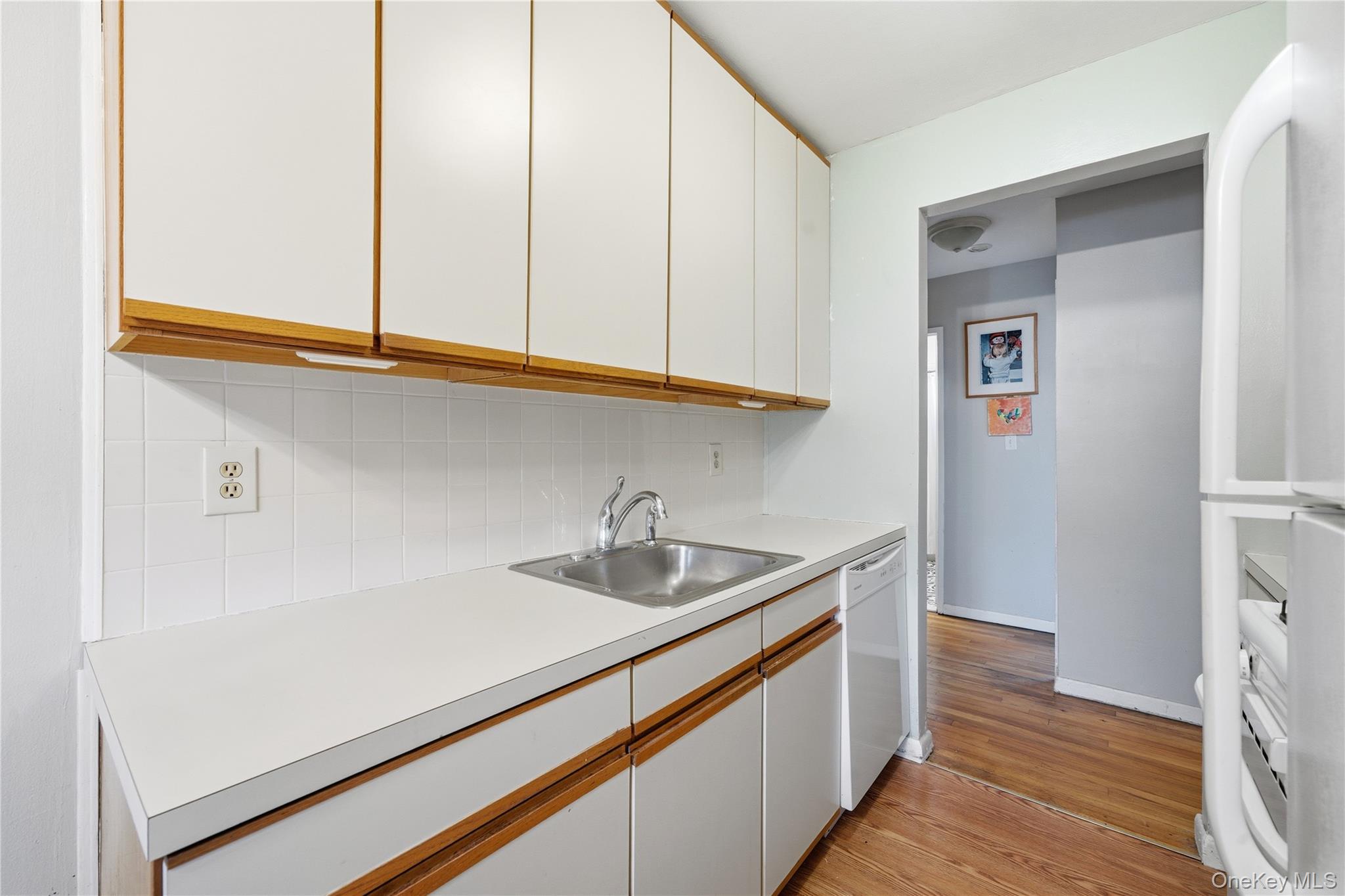 297 Merrick Road, Unit D 1 photo 11