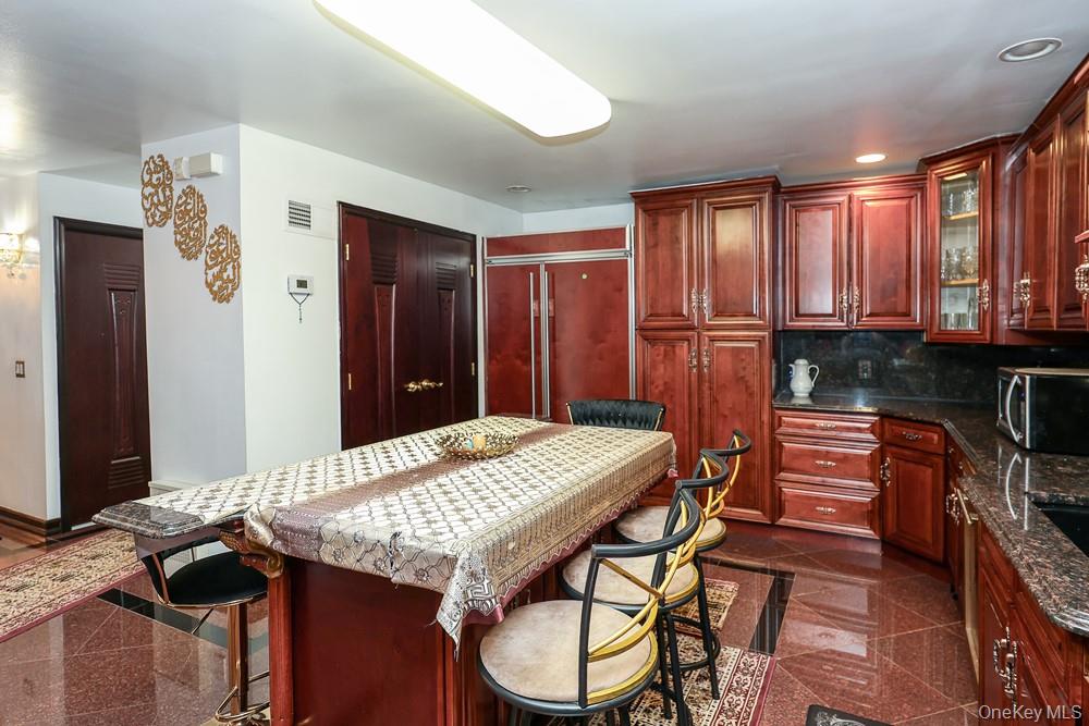 265-04 79th Avenue – For Sale photo 16
