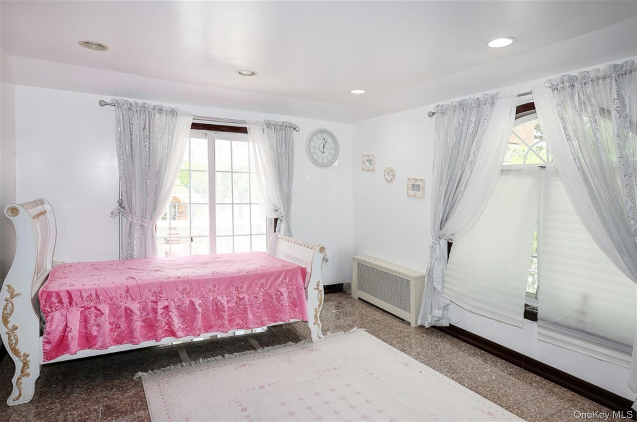 265-04 79th Avenue – For Sale photo 23