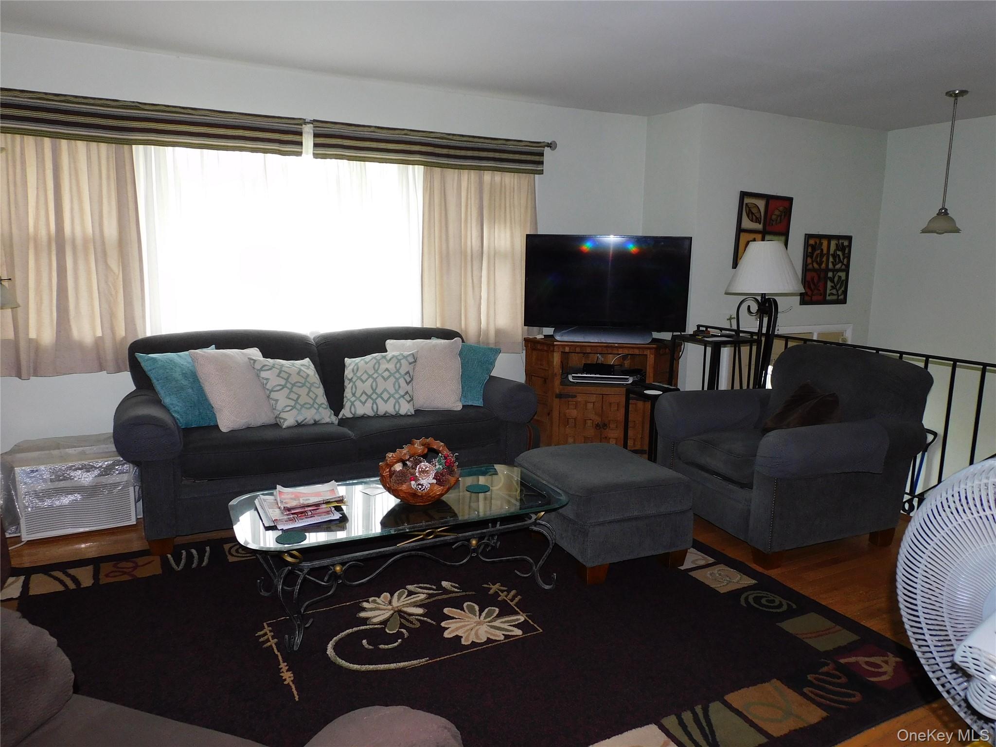 30 Kelly Avenue – For Sale photo 10
