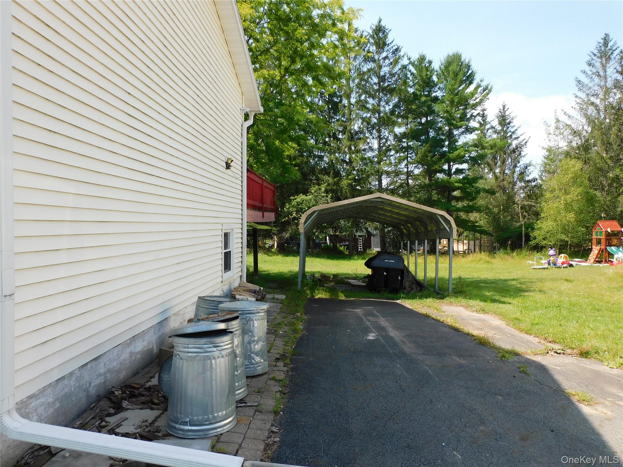 30 Kelly Avenue – For Sale photo 3