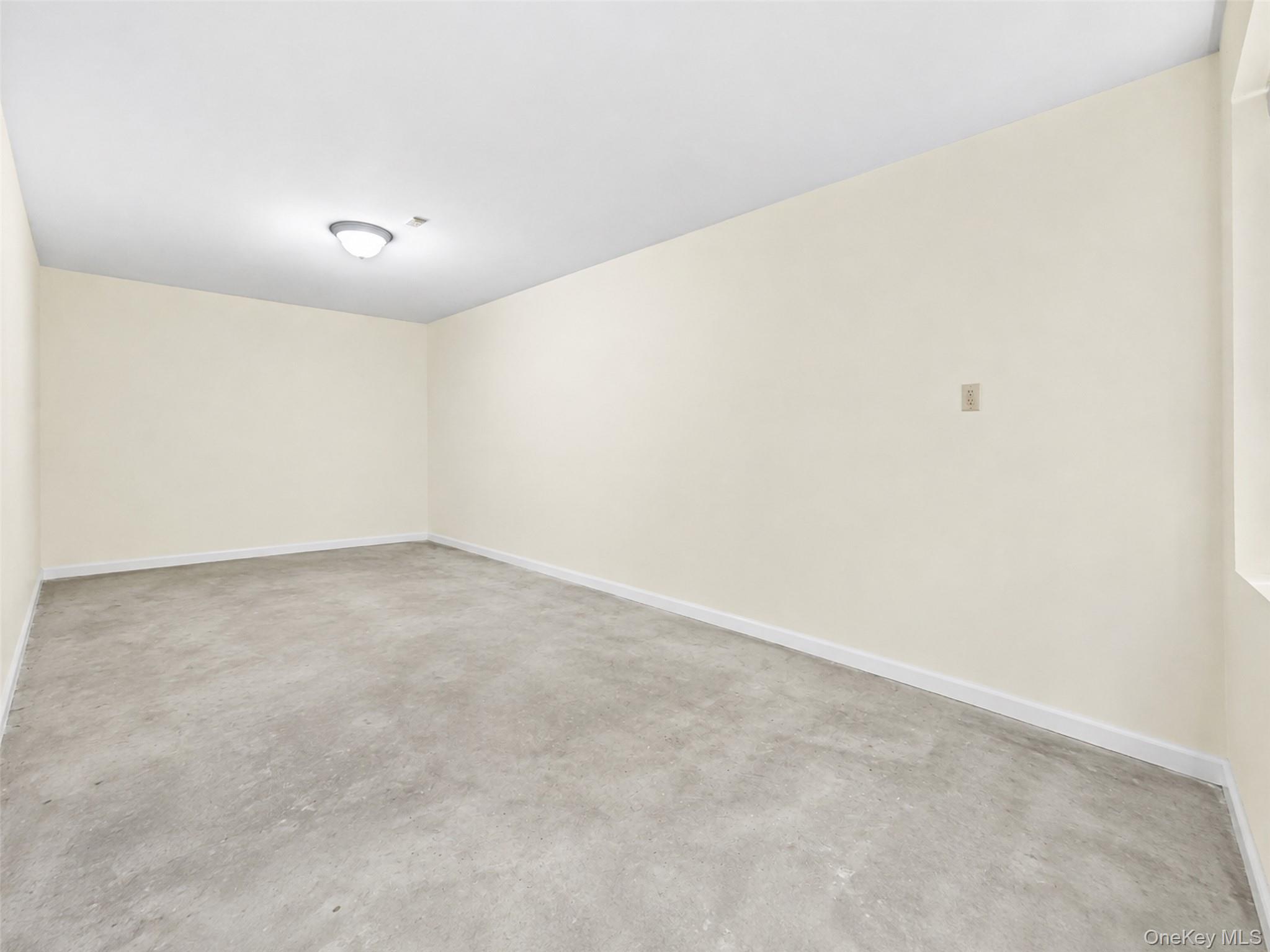 58-11 183rd Street – For Sale photo 32