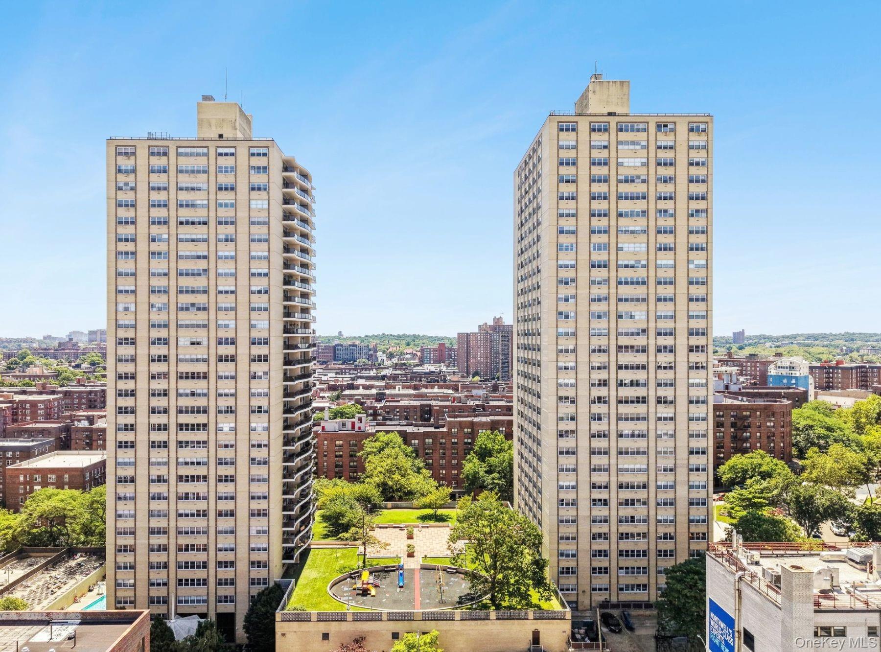 102-30 66th Road, Unit 17H photo 21