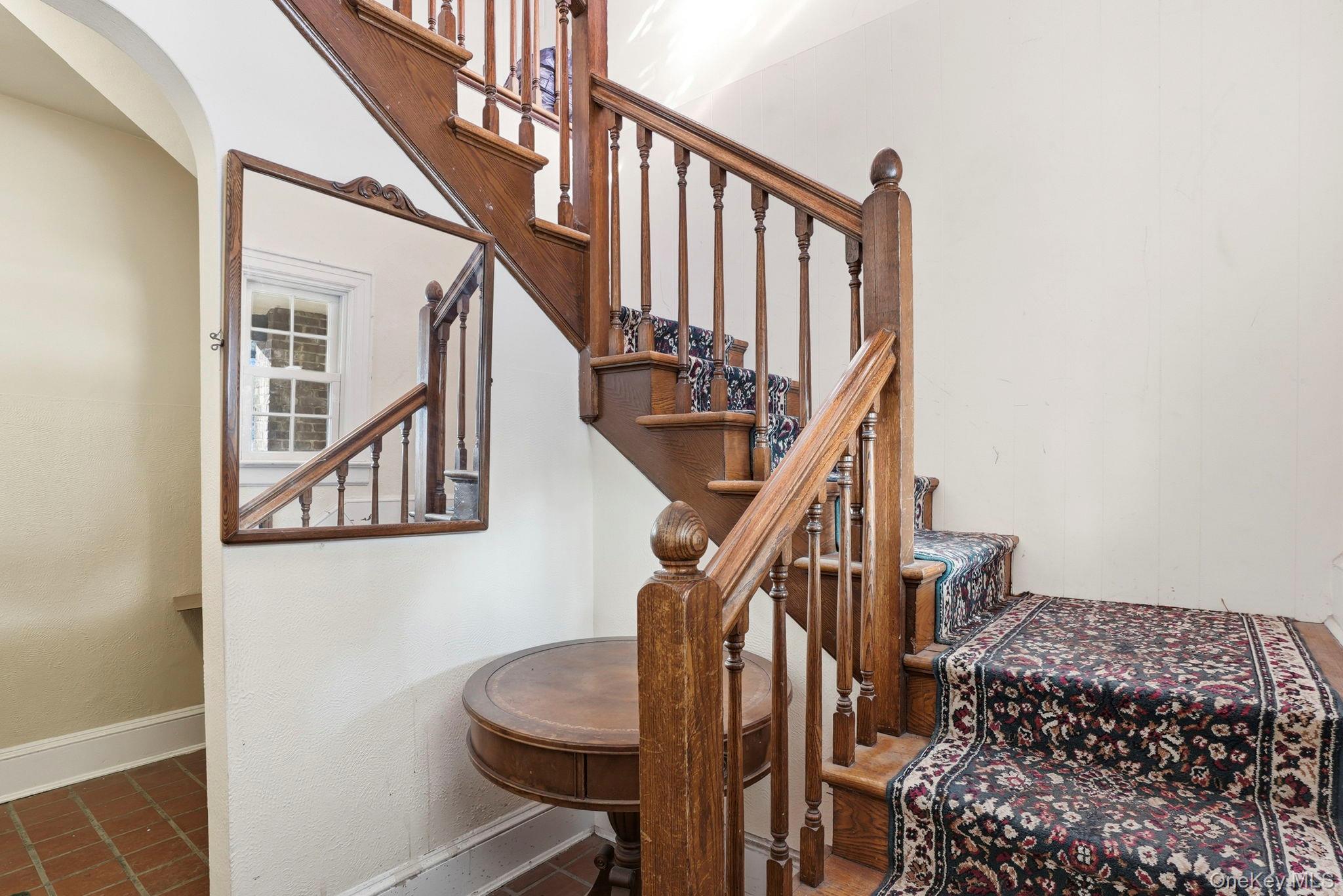 320 Simpson Place – For Rent photo 2
