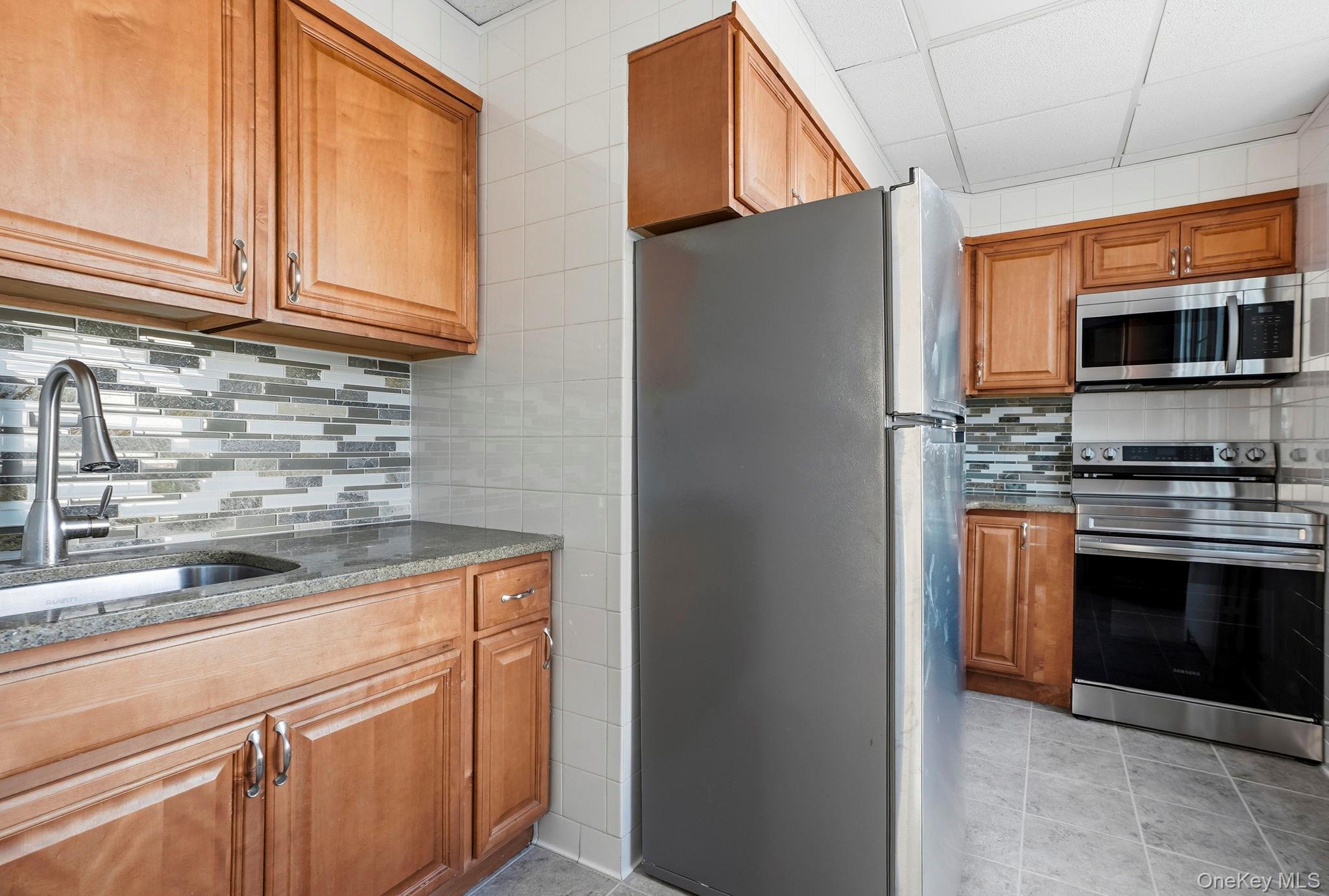 320 Simpson Place – For Rent photo 3