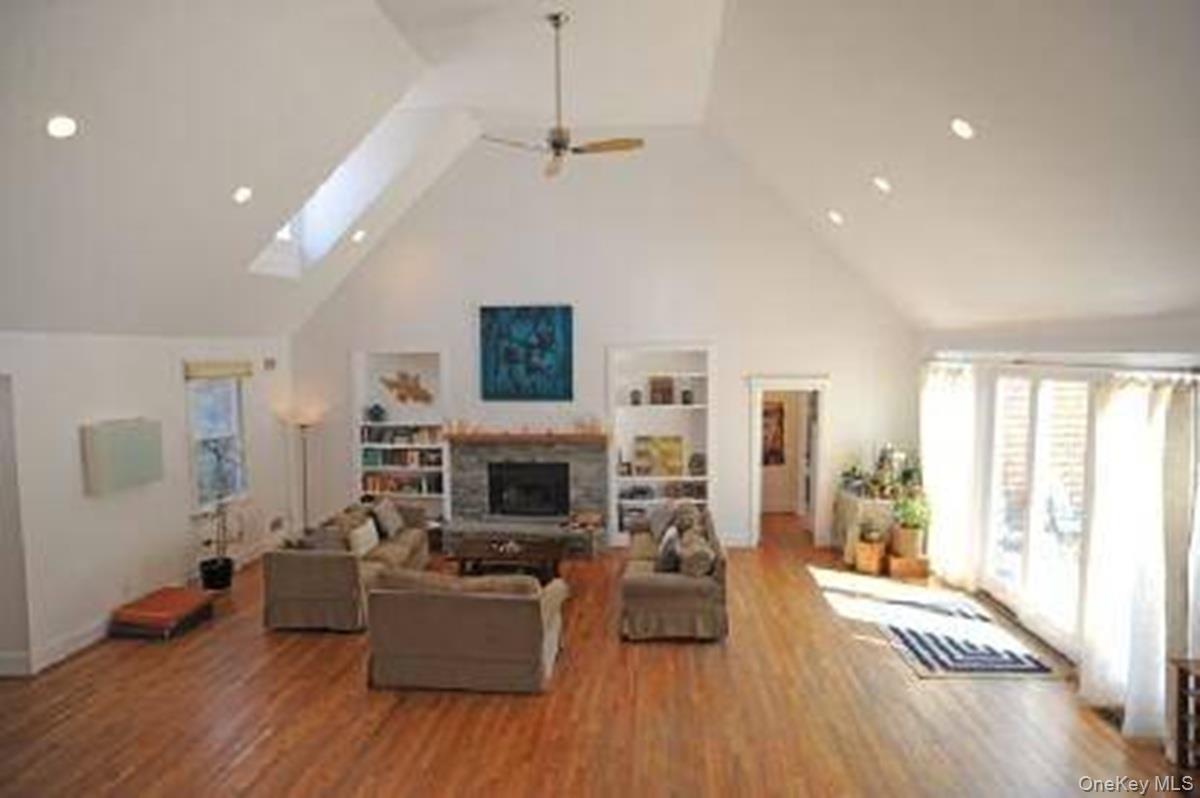 111 Merchants Path – For Sale photo 6