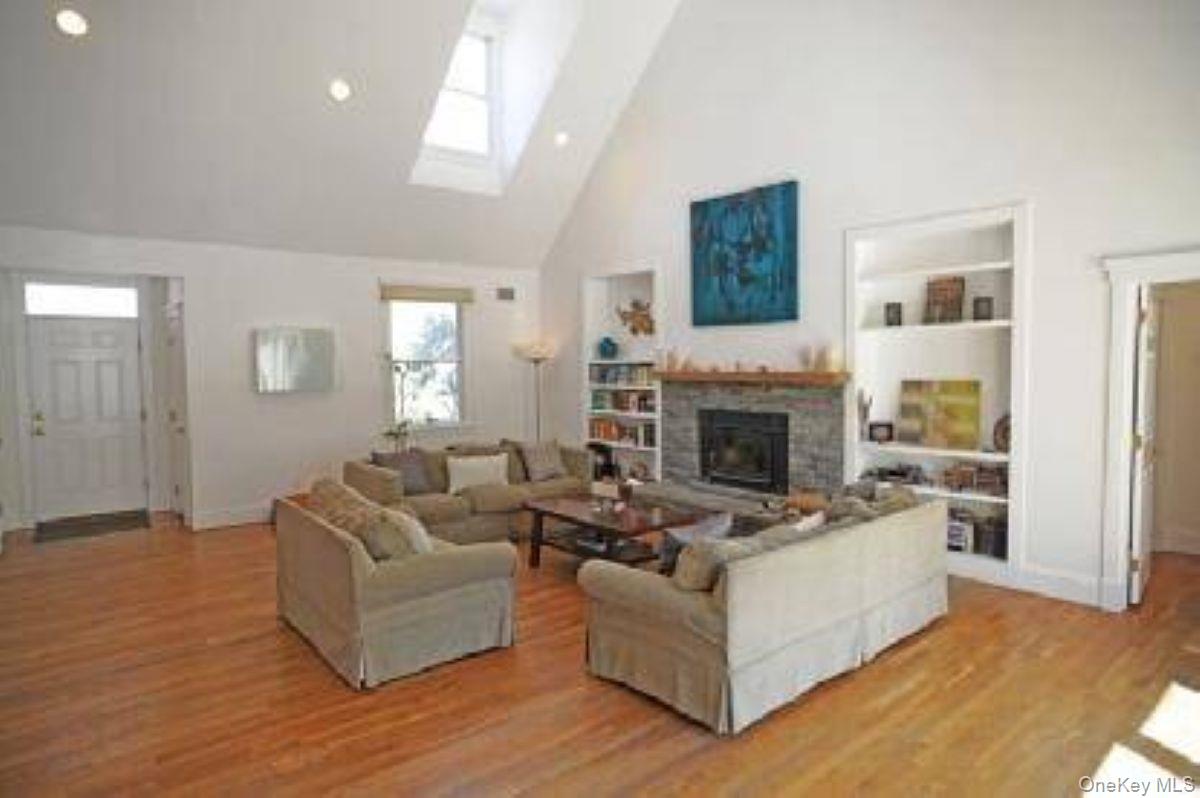 111 Merchants Path – For Sale photo 8