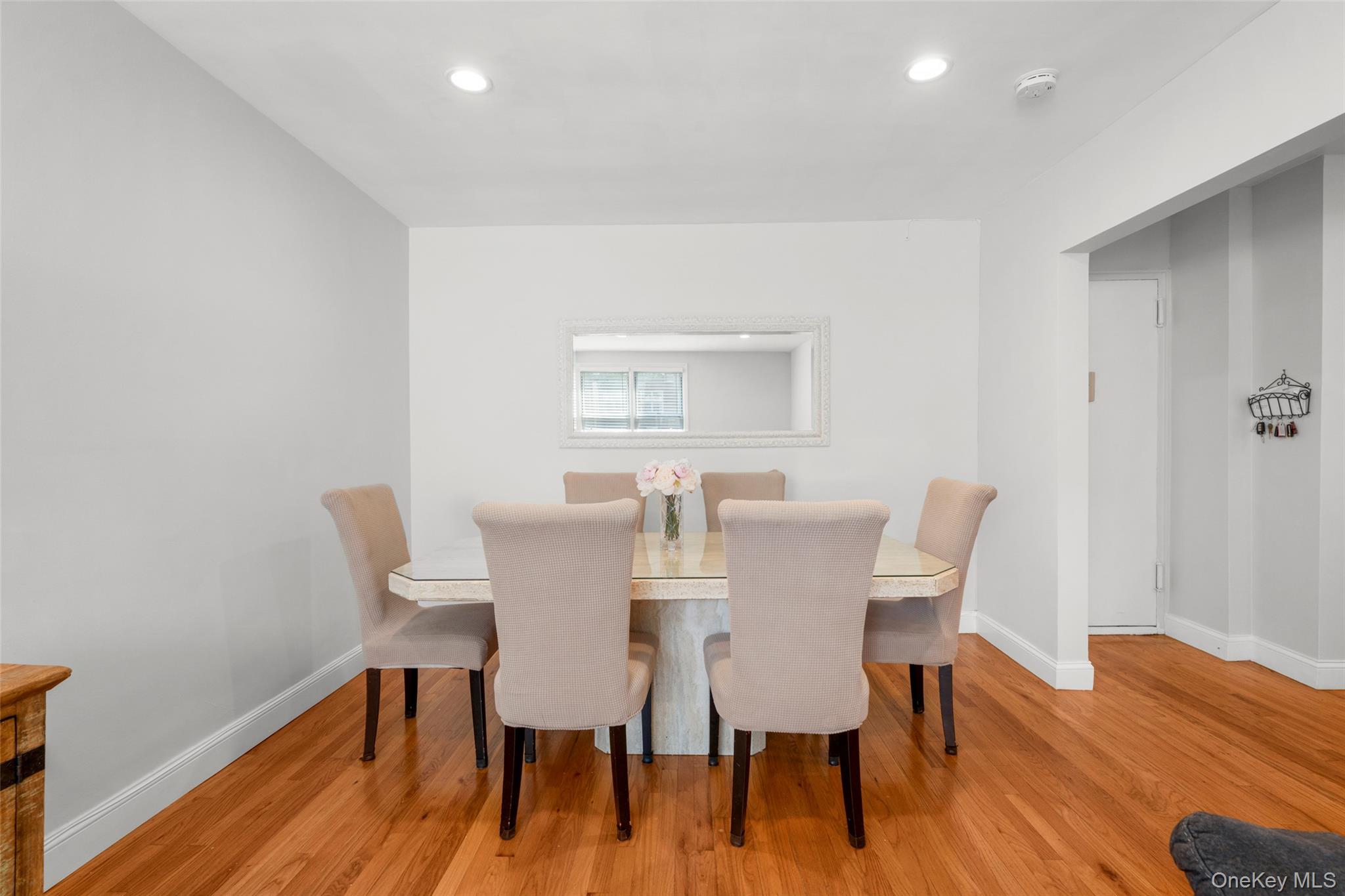 320 Palmer Avenue, Unit 1E photo 5