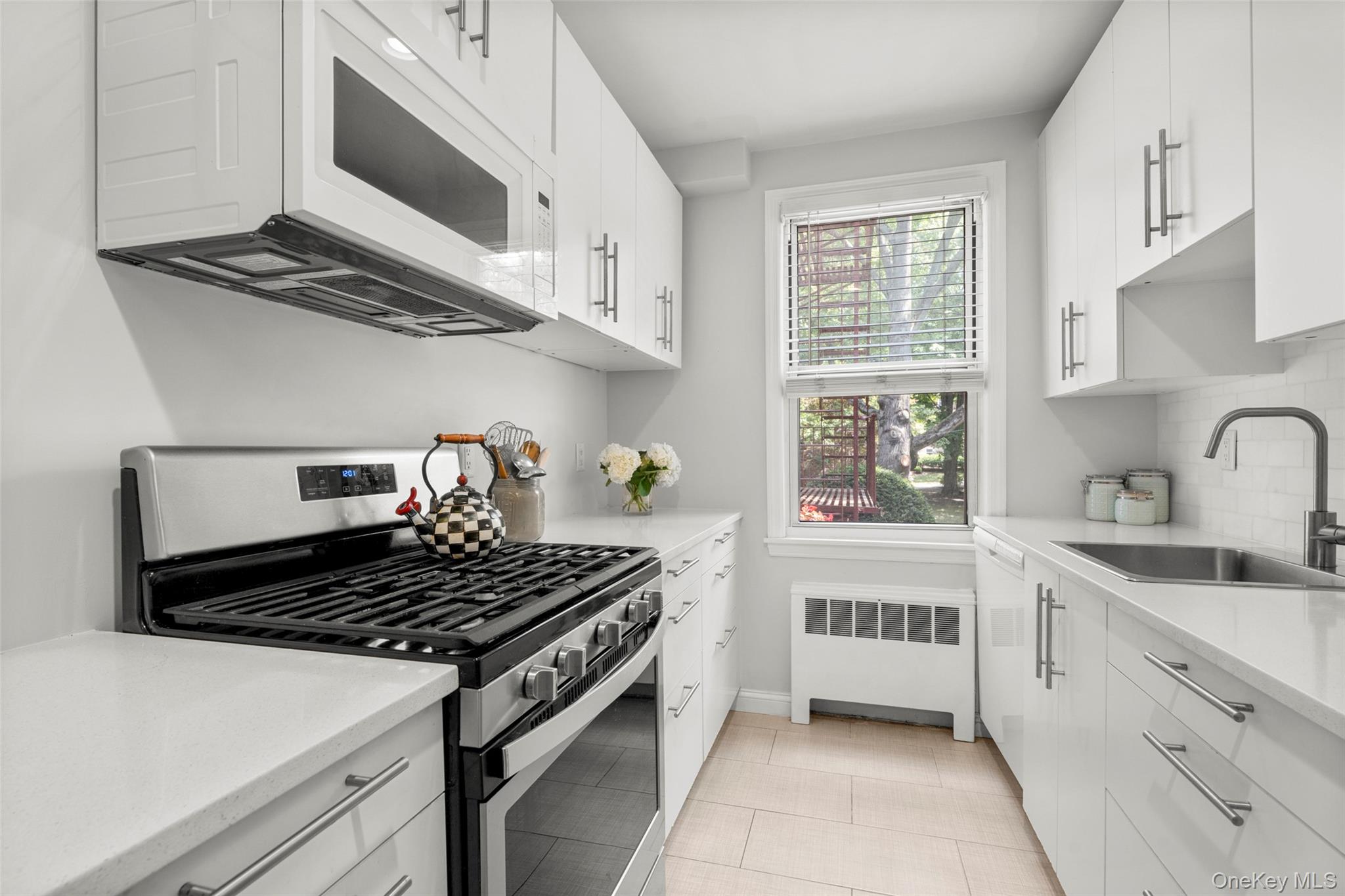 320 Palmer Avenue, Unit 1E photo 10