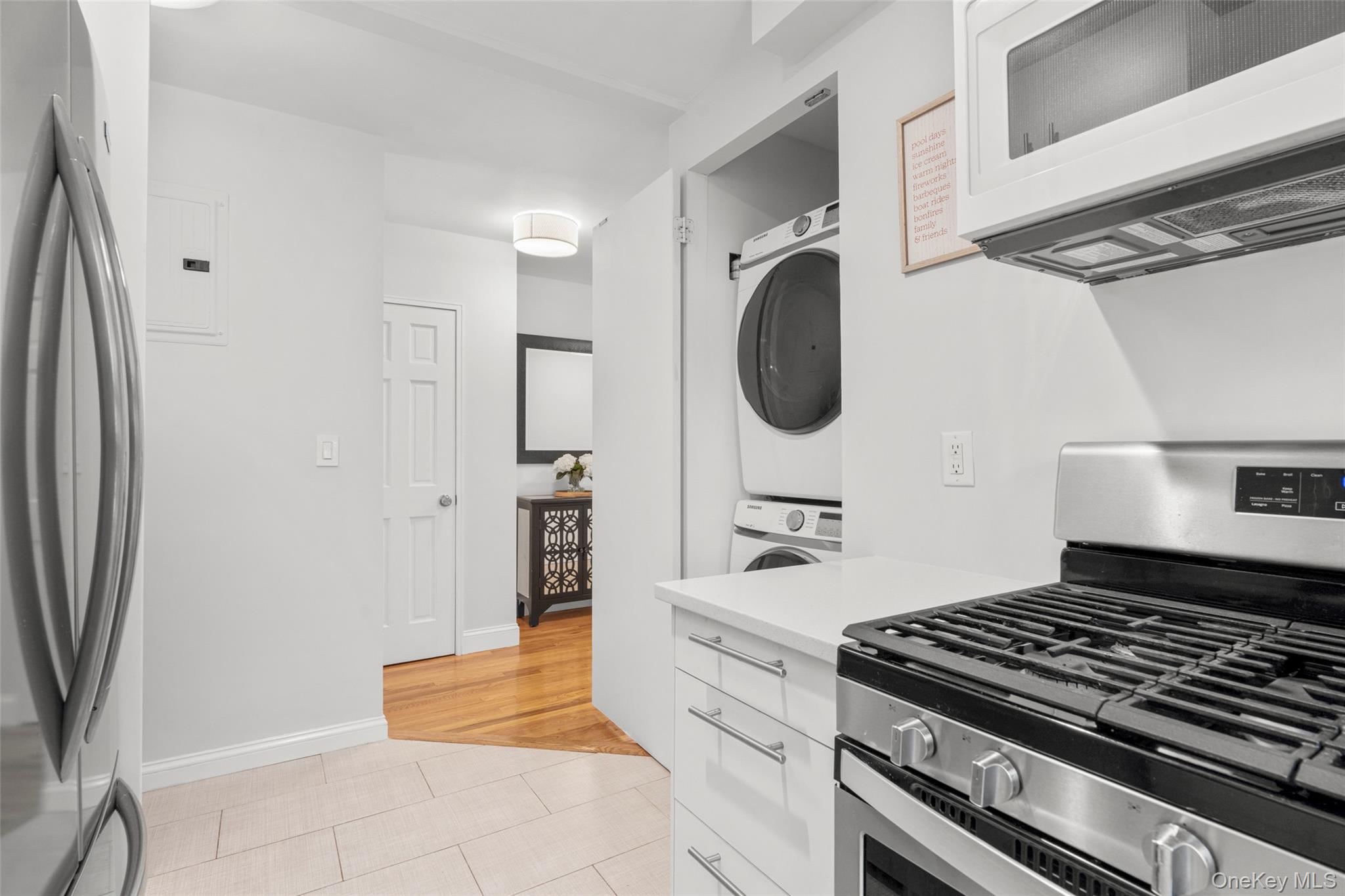 320 Palmer Avenue, Unit 1E photo 11
