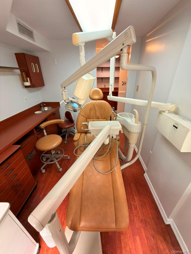 155 W 68th Street, Unit 2-27 photo 8