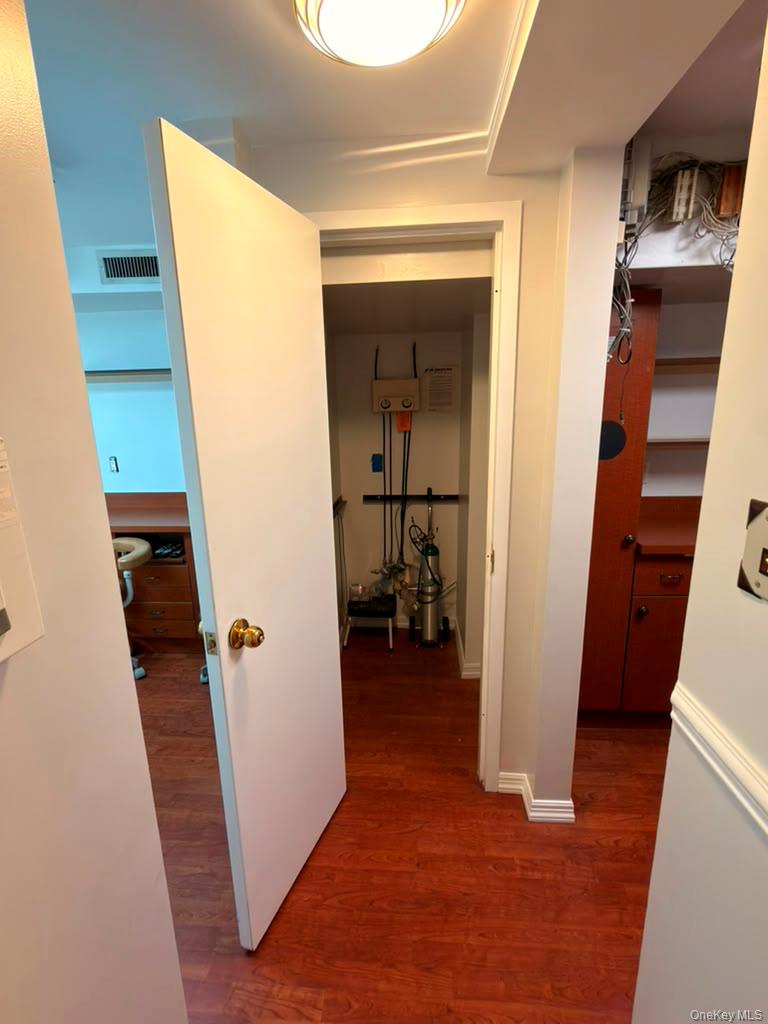 155 W 68th Street, Unit 2-27 photo 16