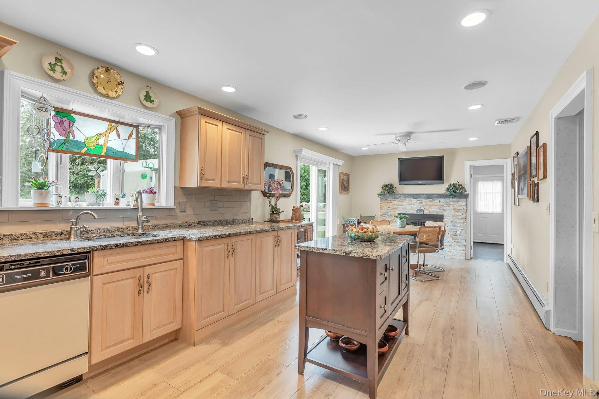 100 Middlesex Avenue – For Sale photo 13